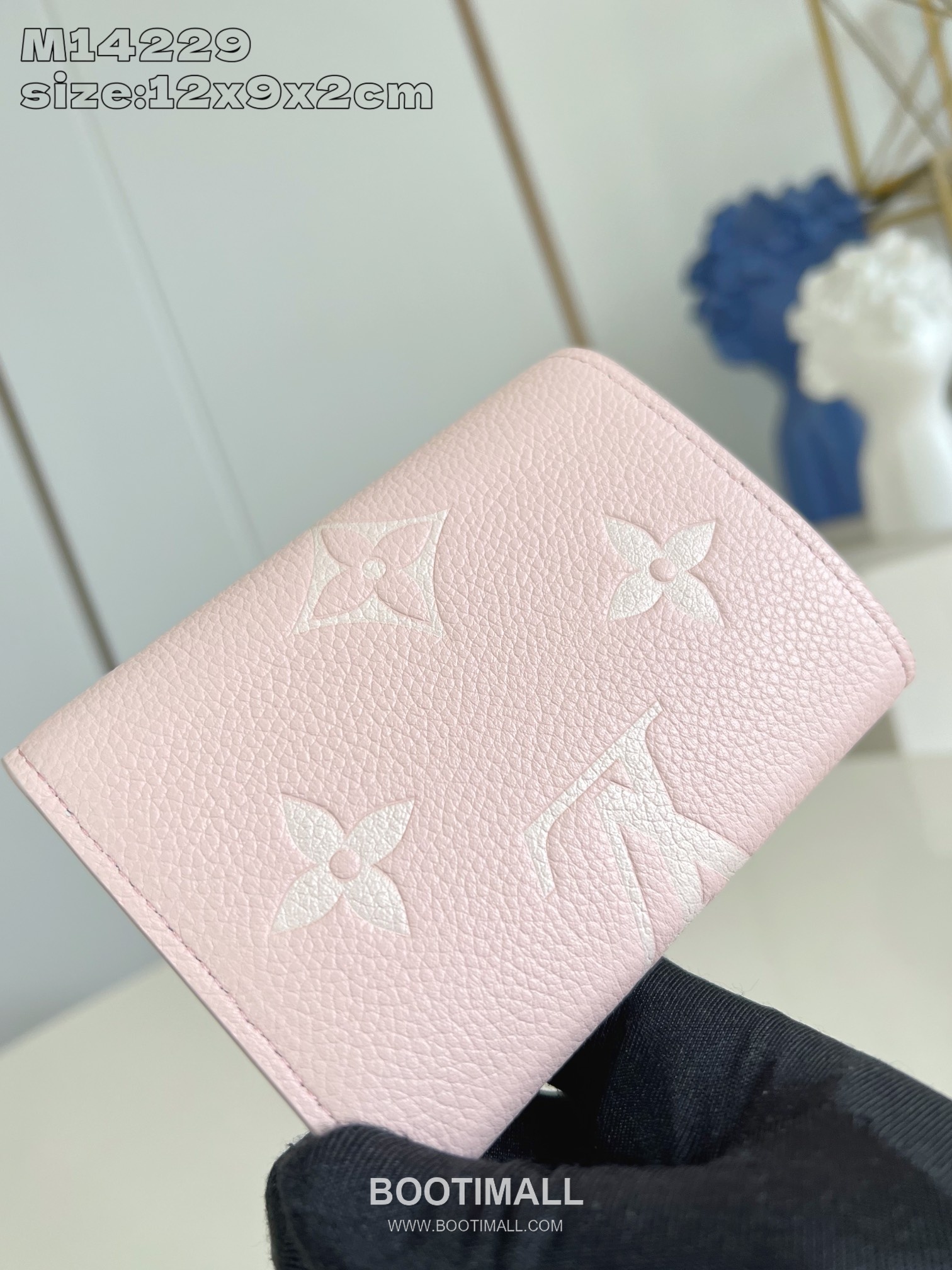 Louis Vuitton Victorine Wallet Monogram Empreinte Leather Snap Button Card Holder with Coin Pocket 루이비통 빅토린 모노그램 앙프렝뜨 레더 스냅 버튼 카드지갑 M14229 12cm 4