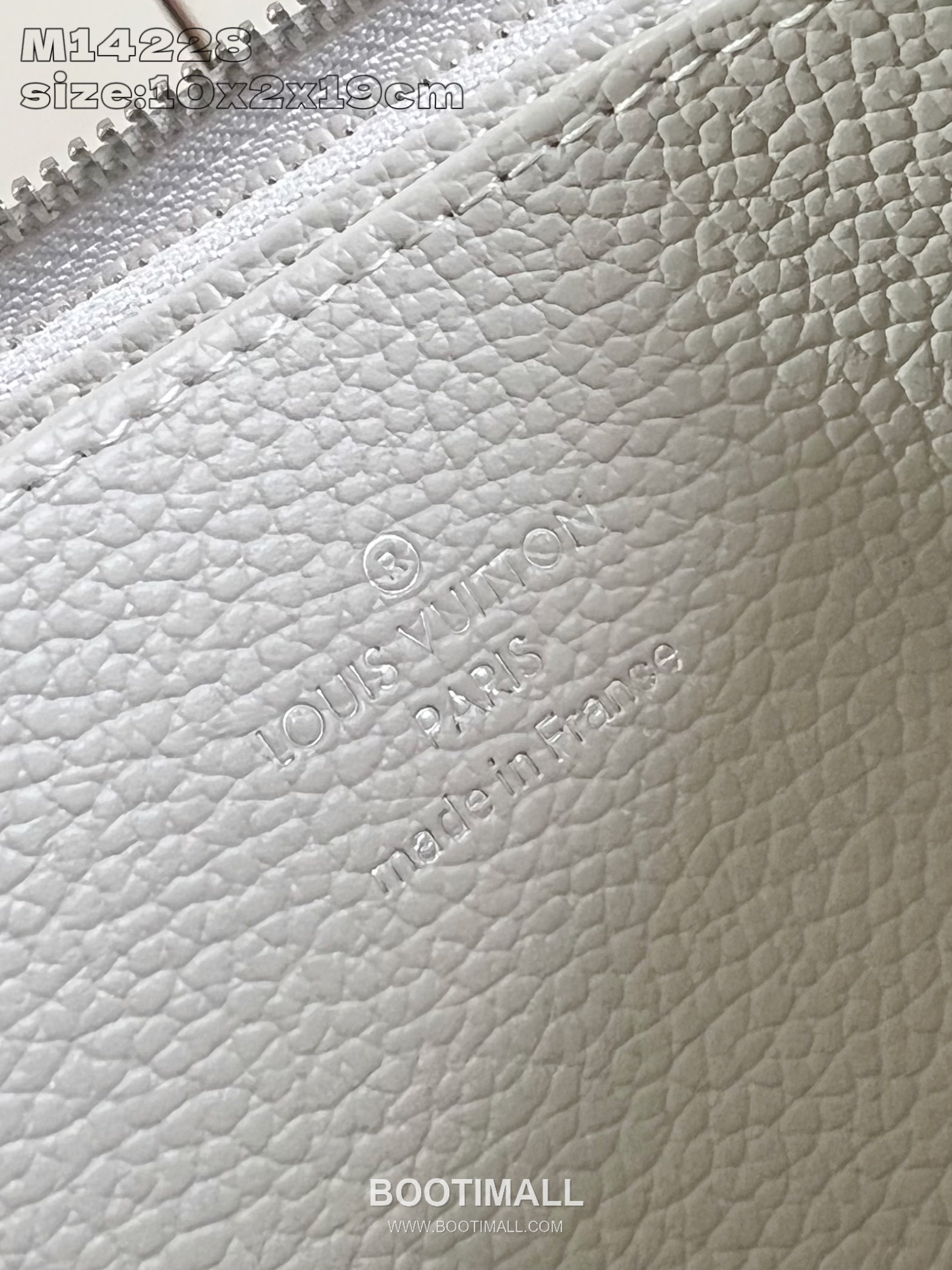 Louis Vuitton Zippy Monogram Empreinte Calfskin Leather Wallet with Zip Around Pocket Detail 루이비통 지피 모노그램 앙프렝뜨 카프스킨 레더 장지갑 M14228 19.5cm 9