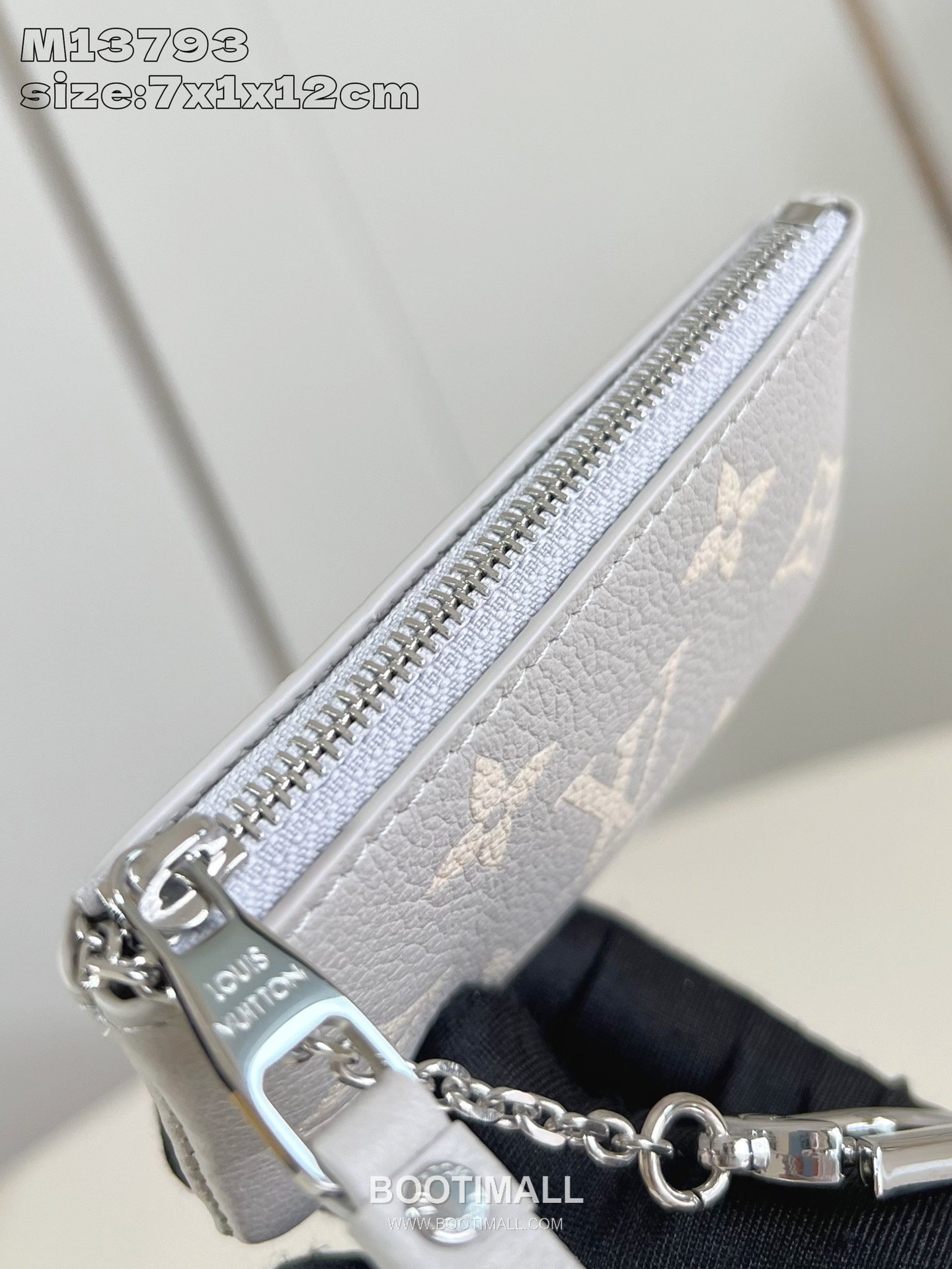 Louis Vuitton Key Pouch Monogram Empreinte Leather Zip Coin Card Holder with D Ring 루이비통 모노그램 앙프렝뜨 레더 집 키 파우치 코인 카드지갑 M13793 12cm 4