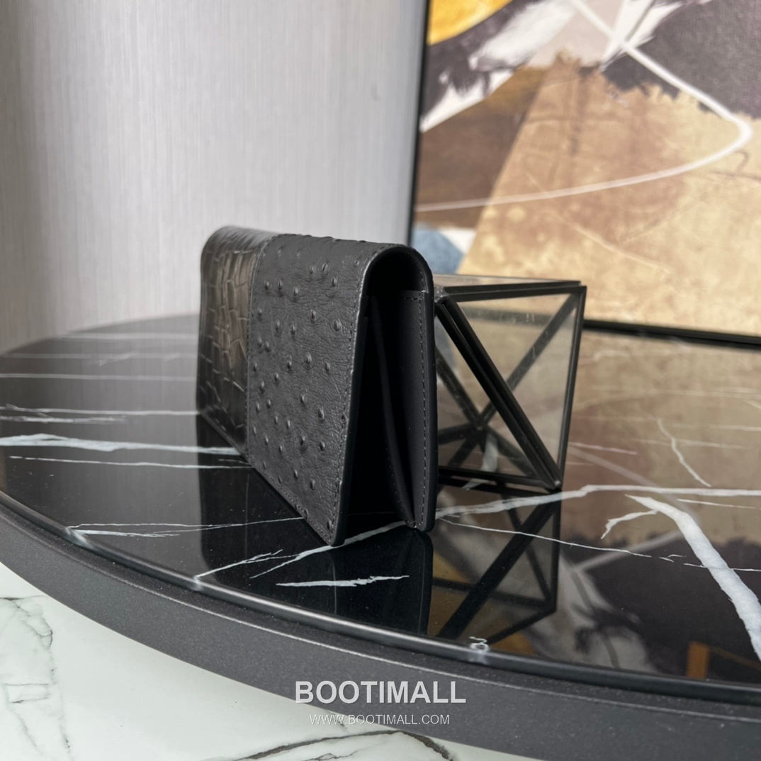 Louis Vuitton Brazza Wallet Taurillon Crocodile Ostrich Leather Long Bifold Card Holder with Coin Pocket 루이비통 브라짜 토리옹 크로커다일 오스트리치 레더 장지갑 카드홀더 M84668 19cm 3