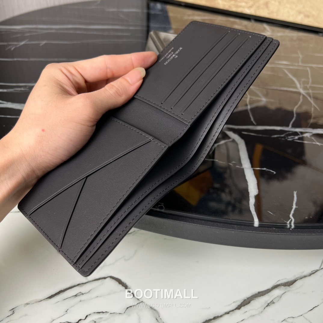 Louis Vuitton Multiple Wallet Taurillon Crocodile Ostrich Leather Bifold Card Holder 루이비통 멀티플 토리옹 크로커다일 오스트리치 레더 반지갑 카드홀더 M84689 11.5cm 6