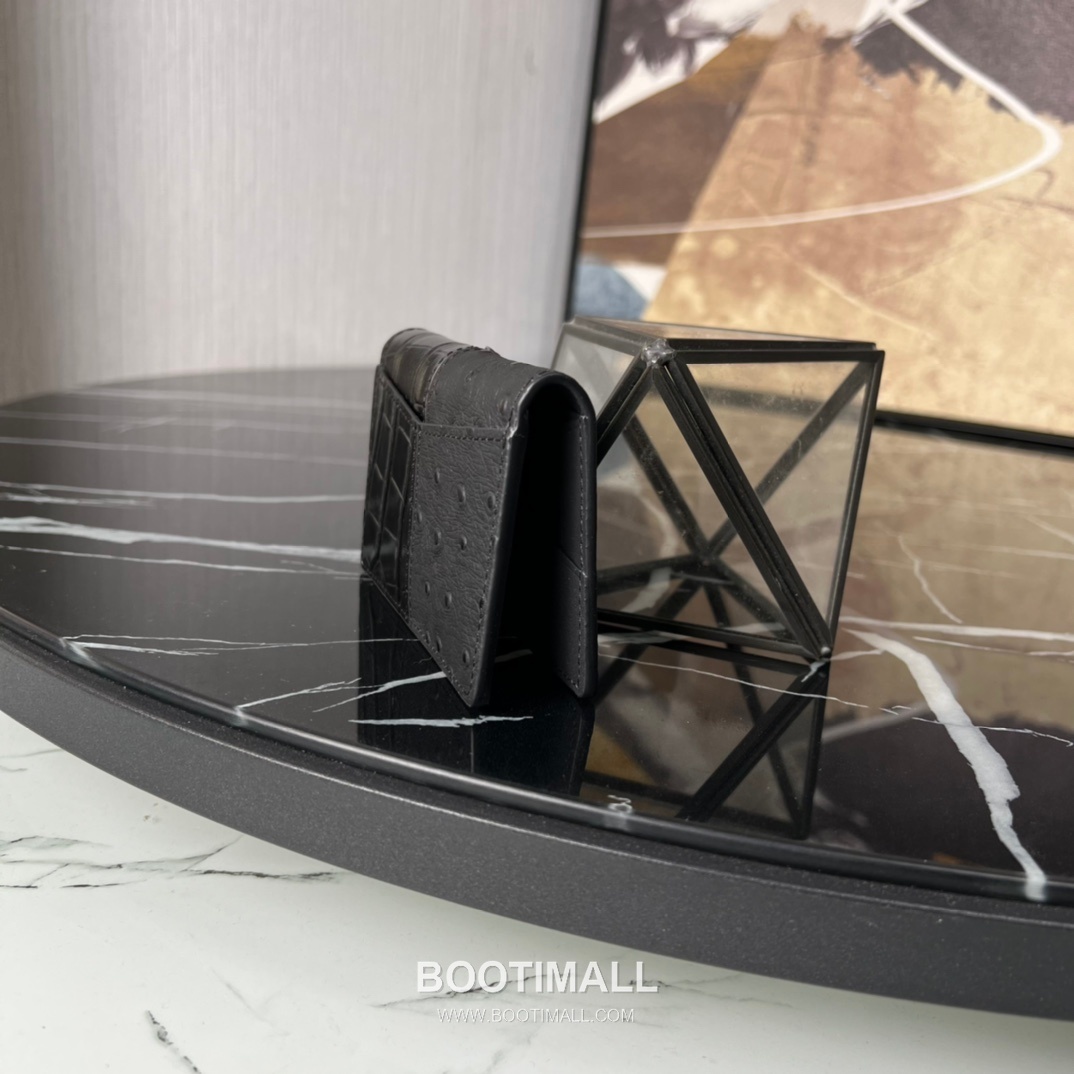 Louis Vuitton Pocket Organizer Monogram Eclipse Canvas Crocodile Ostrich Leather Card Holder 루이비통 포켓 오거나이저 모노그램 이클립스 캔버스 크로커다일 오스트리치 카드지갑 M84690 11.1cm 3