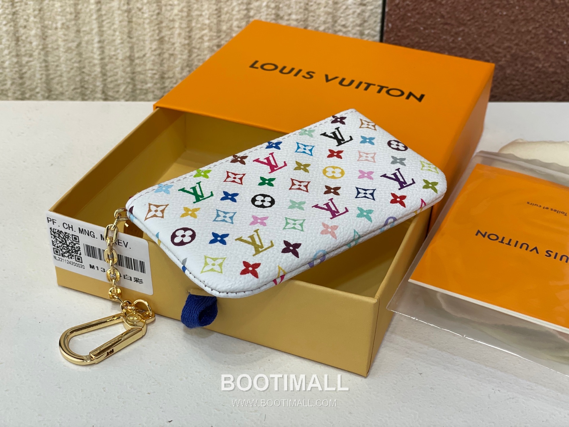 Louis Vuitton Key Pouch Monogram Multicolor Coated Canvas Zip Chain Key Holder 루이비통 모노그램 멀티컬러 코팅 캔버스 집 체인 키 파우치 M13664 12cm 2