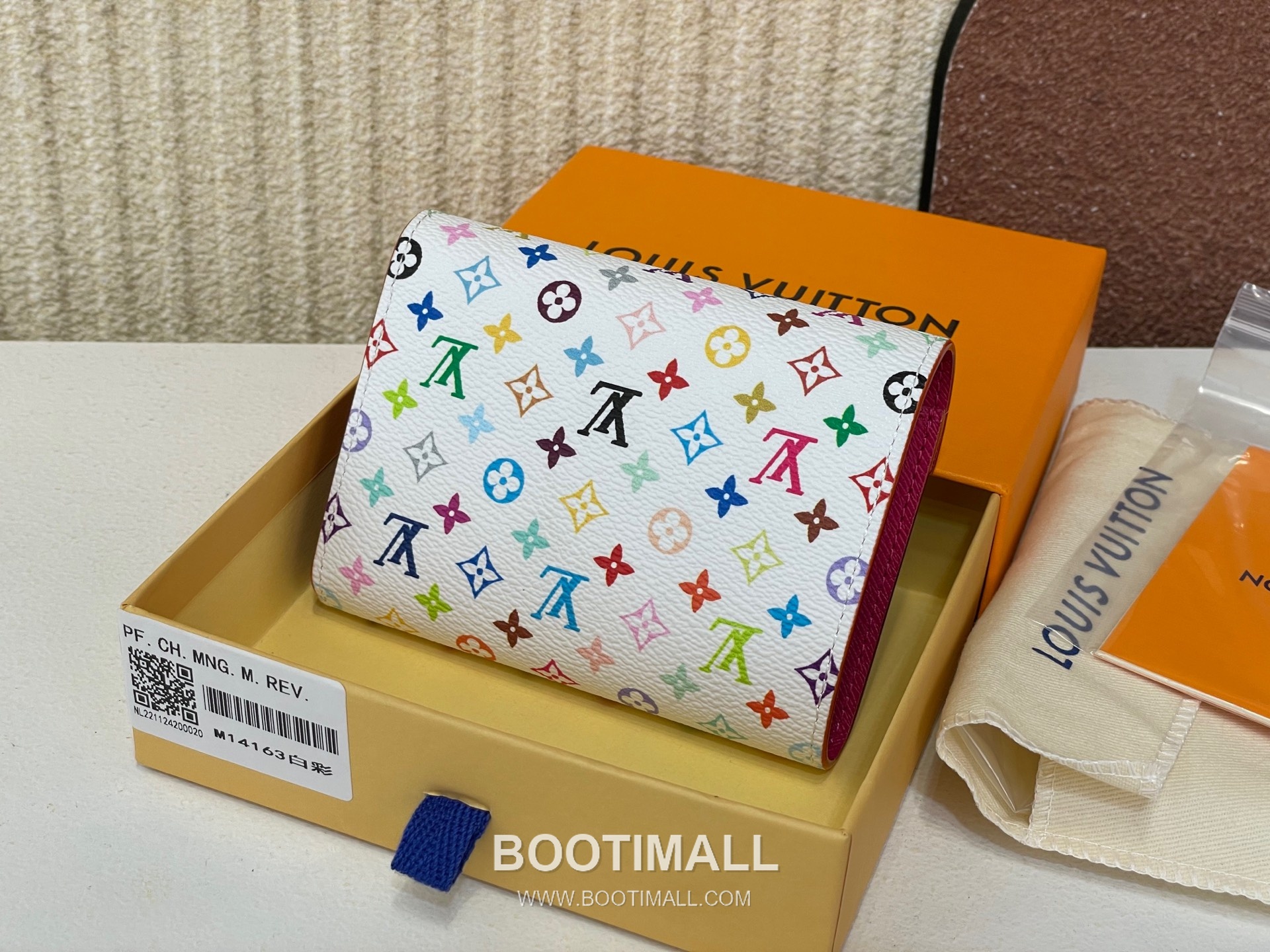 Louis Vuitton Victorine Wallet Monogram Multicolor Coated Canvas Calfskin Leather Zip Coin Card Holder 루이비통 빅토린 모노그램 멀티컬러 코팅 캔버스 카프스킨 레더 집 코인 카드지갑 M14163 12cm 2