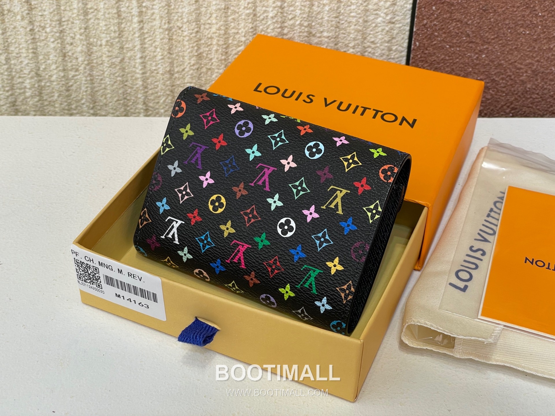 Louis Vuitton Victorine Wallet Monogram Multicolor Coated Canvas Calfskin Leather Zip Coin Card Holder 루이비통 빅토린 모노그램 멀티컬러 코팅 캔버스 카프스킨 레더 집 코인 카드지갑 M14163 12cm 3