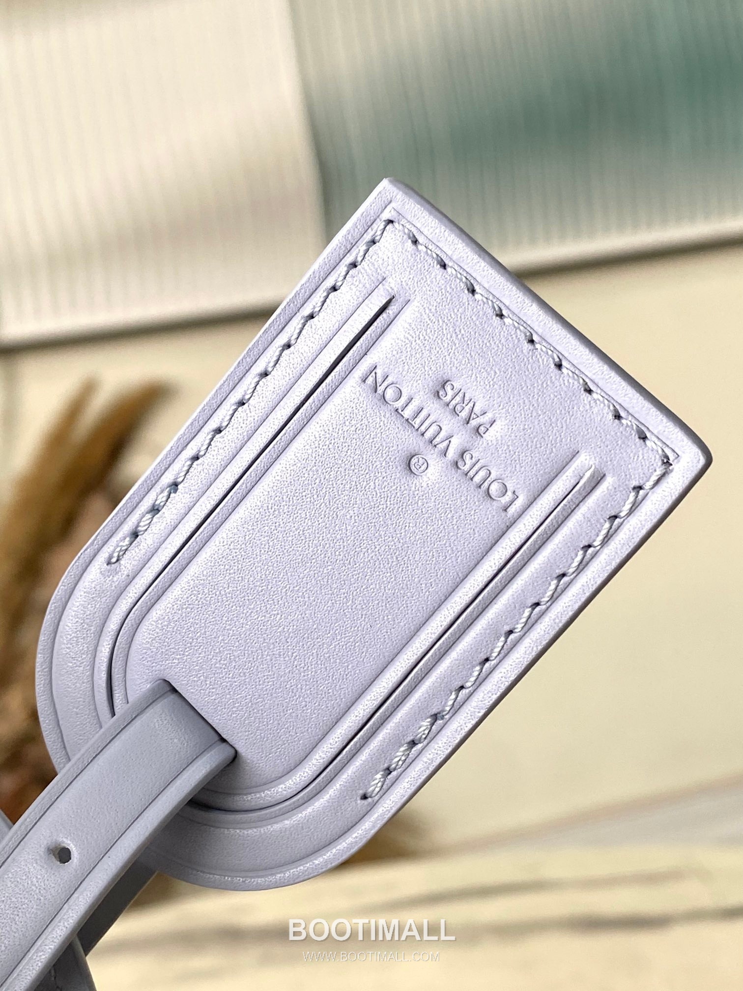 Louis Vuitton Petite Valise Bag Quilted Leather Top Handle Shoulder Bag with Chain Strap 루이비통 쁘띠 발리즈 퀼팅 레더 탑핸들 숄더백 체인스트랩 M11047 22.5cm 6