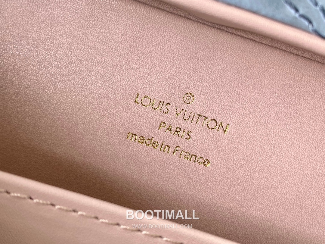 Louis Vuitton Petite Valise Bag Quilted Leather Top Handle Shoulder Bag with Chain Strap 루이비통 쁘띠 발리즈 퀼팅 레더 탑핸들 숄더백 체인스트랩 M11047 22.5cm 9