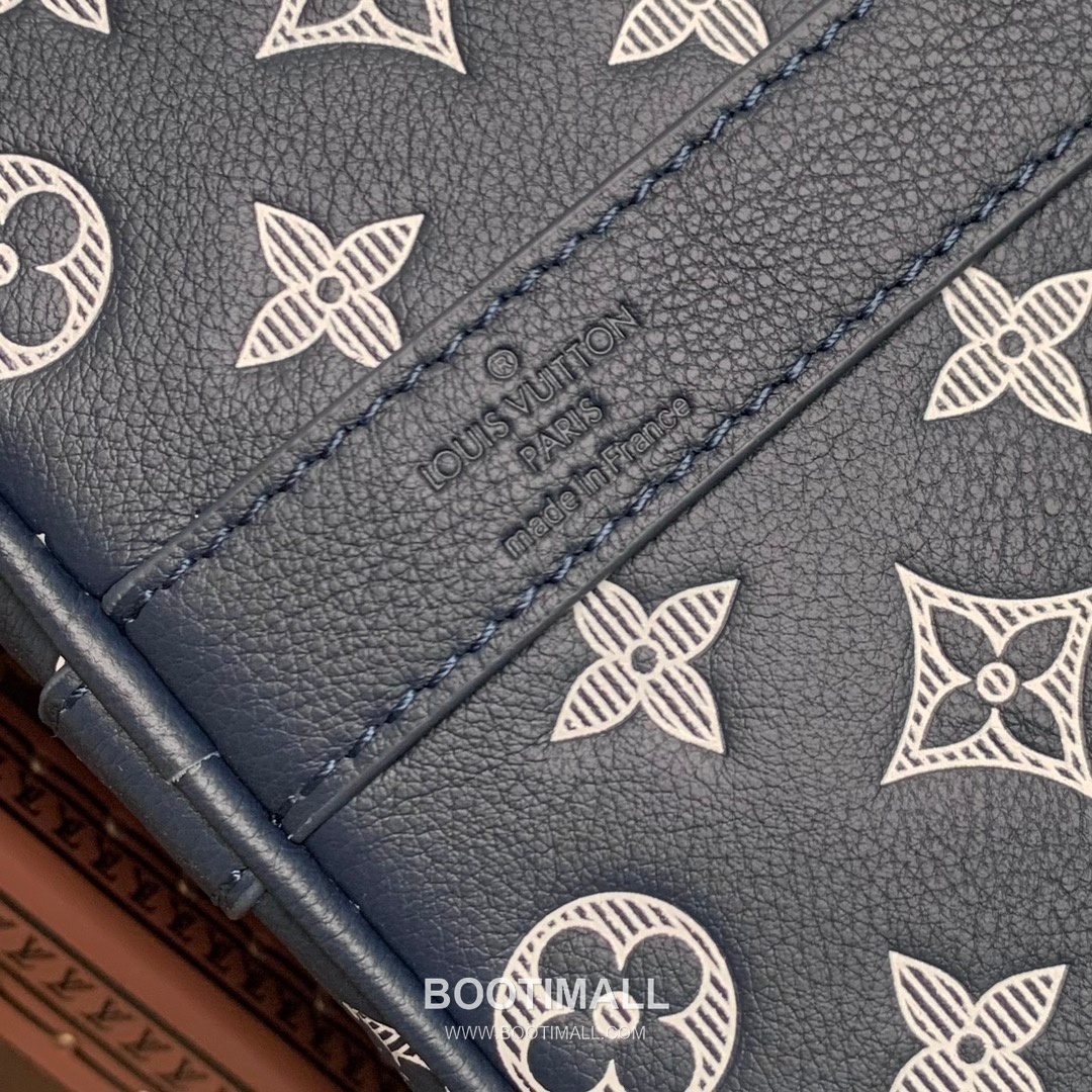Louis Vuitton Keepall Bandoulière 50 Travel Bag Monogram Shadow Calfskin Leather Duffle Bag with Strap 루이비통 키폴 반둘리에 50 모노그램 쉐도우 카프스킨 레더 더플백 스트랩 M24953 50cm 7