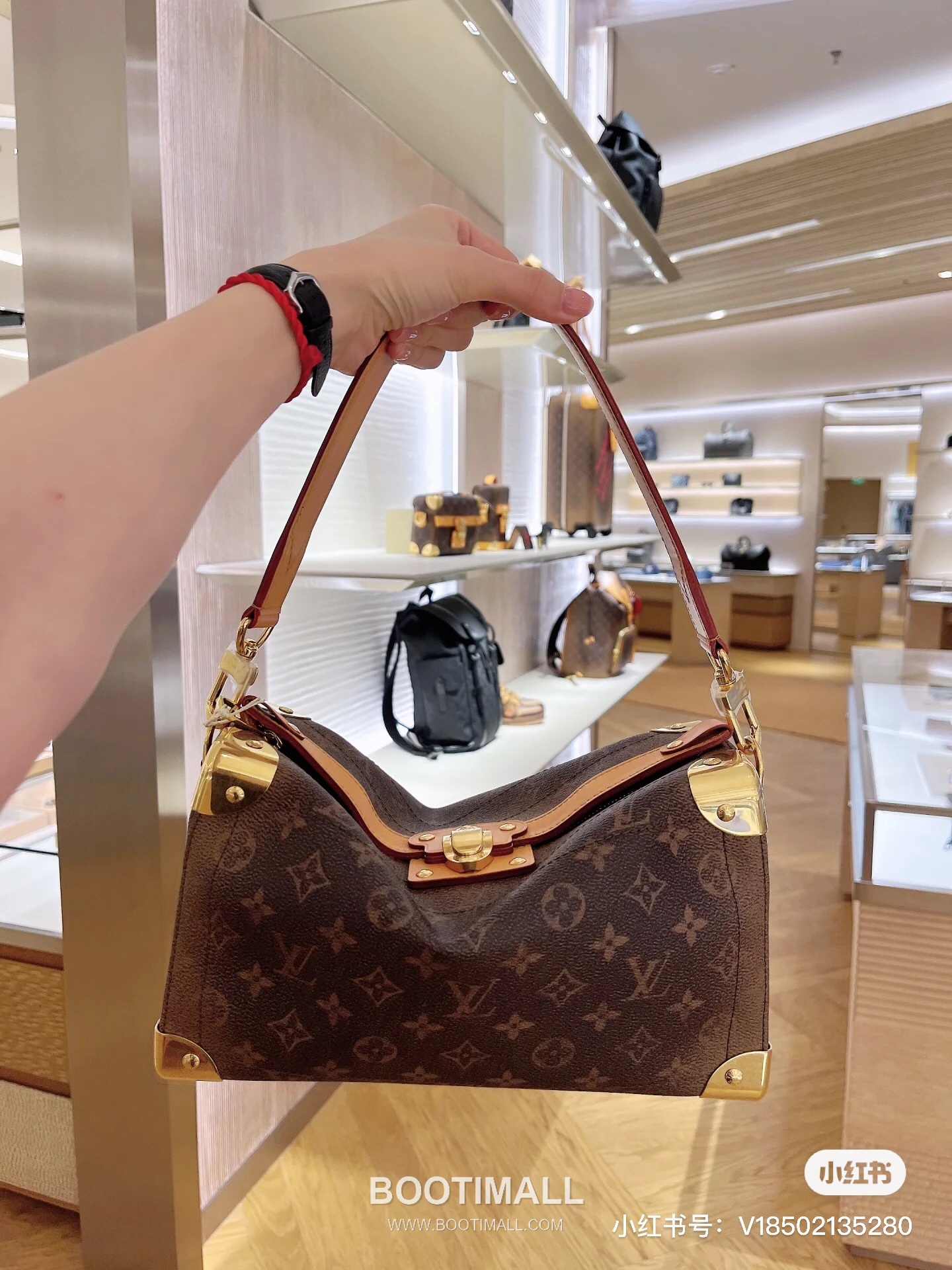 Louis Vuitton Soul Trunk East West Bag Monogram Dust Canvas Structured Shoulder Bag with Metal Corner 루이비통 소울 트렁크 이스트웨스트 모노그램 더스트 캔버스 구조형 숄더백 메탈 코너 M11536 29cm 8