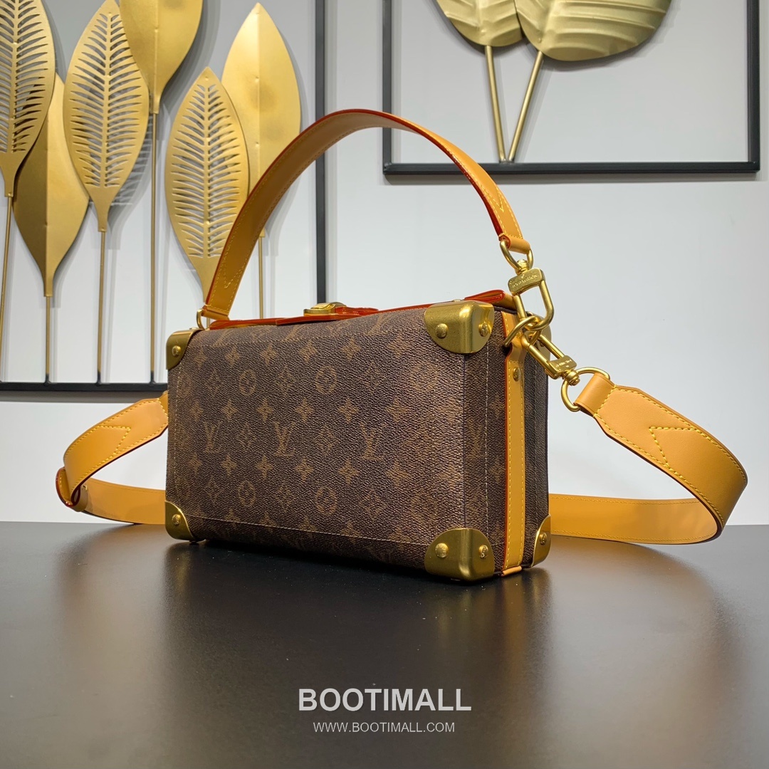 Louis Vuitton Soul Trunk East West Bag Monogram Dust Canvas Structured Shoulder Bag with Metal Corner 루이비통 소울 트렁크 이스트웨스트 모노그램 더스트 캔버스 구조형 숄더백 메탈 코너 M11536 29cm 11