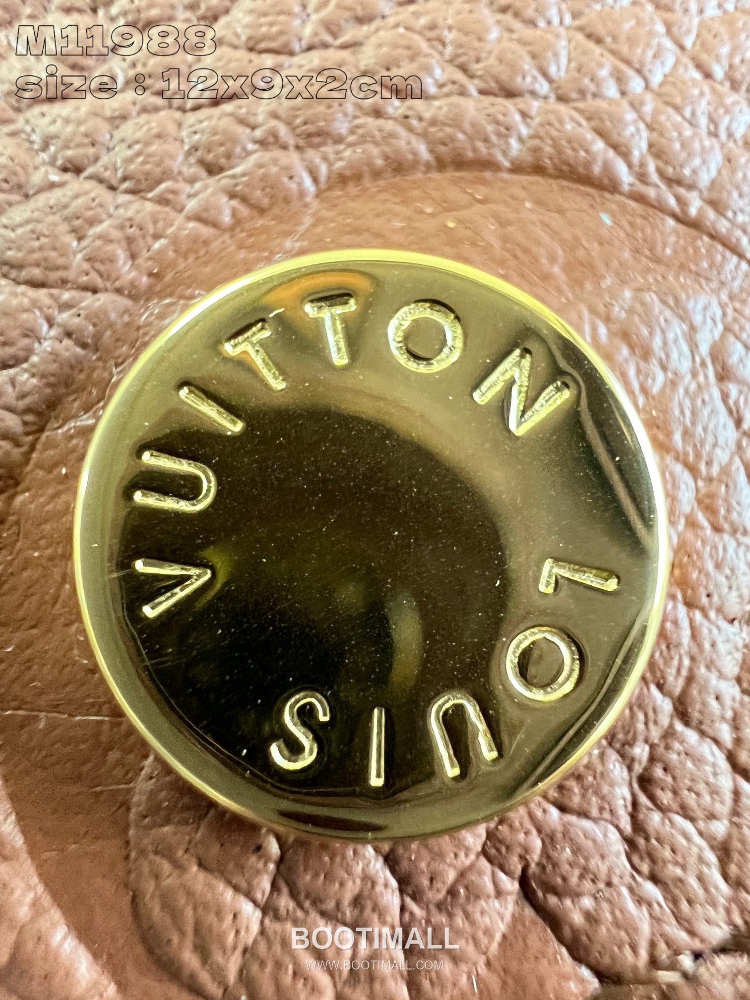 Louis Vuitton Victorine Wallet Monogram Embossed Leather Flap Card Holder with Coin Pocket 루이비통 빅토린 모노그램 엠보싱 레더 플랩 카드지갑 코인포켓 M11988 12cm 3