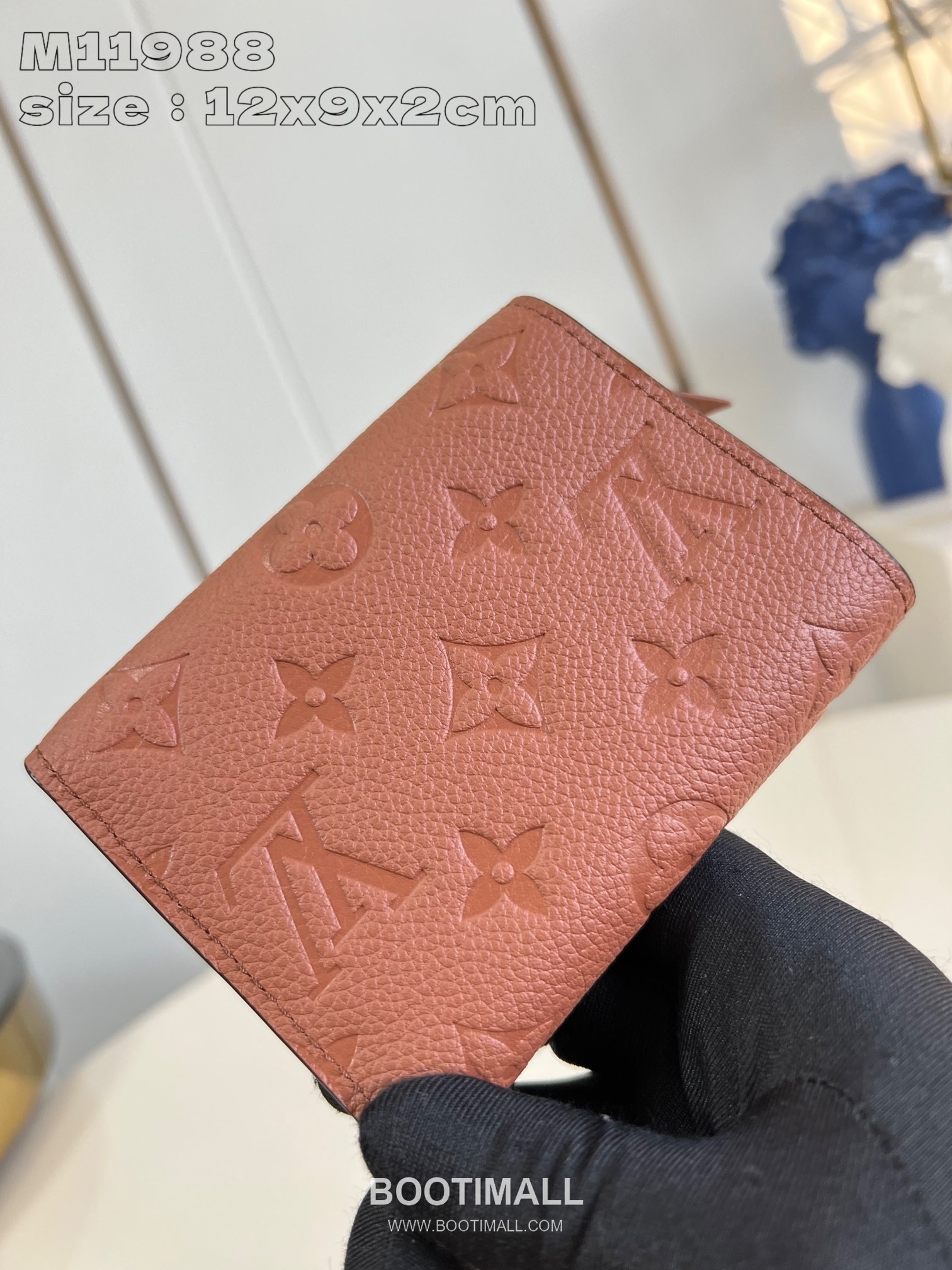 Louis Vuitton Victorine Wallet Monogram Embossed Leather Flap Card Holder with Coin Pocket 루이비통 빅토린 모노그램 엠보싱 레더 플랩 카드지갑 코인포켓 M11988 12cm 4