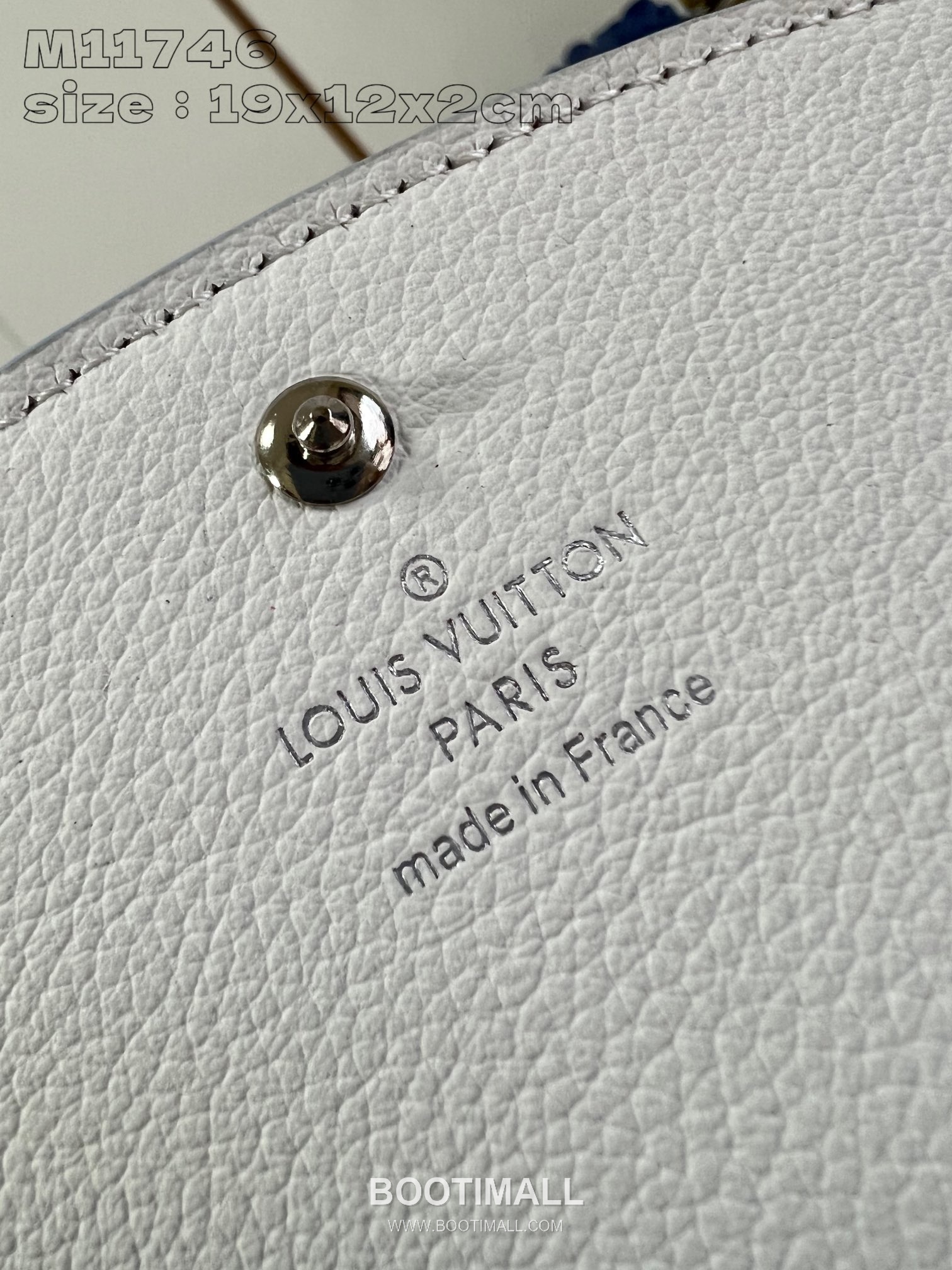 Louis Vuitton Iris Wallet Perforated Calfskin Leather Flap Long Wallet with Zip Coin Pocket 루이비통 아이리스 퍼포레이티드 카프스킨 레더 플랩 장지갑 집 코인포켓 M11746 19cm 6