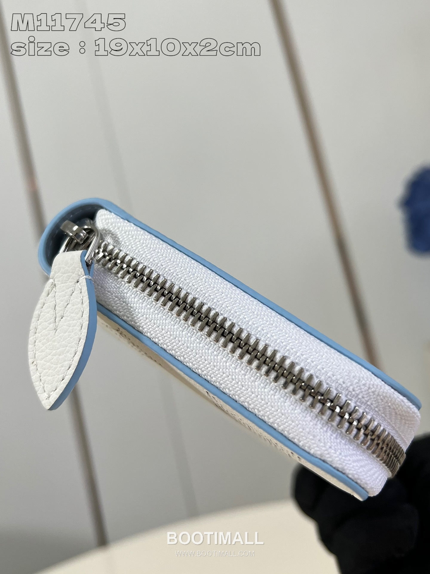 Louis Vuitton Zippy Wallet Mahina Calfskin Leather Zip Around Long Wallet with Card Slots 루이비통 지피 월렛 마히나 카프스킨 레더 집 어라운드 장지갑 카드슬롯 M11745 19.5cm 4