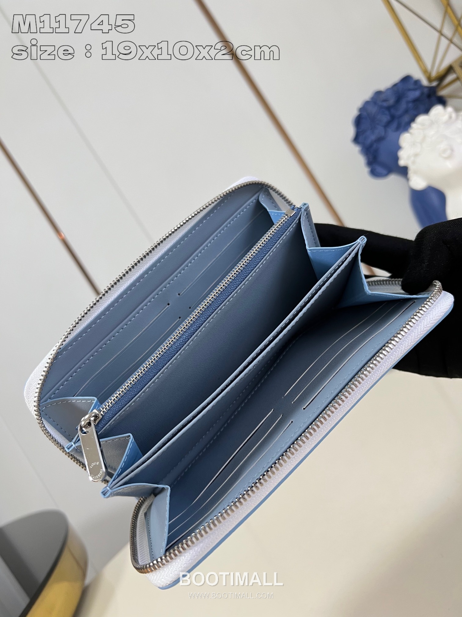 Louis Vuitton Zippy Wallet Mahina Calfskin Leather Zip Around Long Wallet with Card Slots 루이비통 지피 월렛 마히나 카프스킨 레더 집 어라운드 장지갑 카드슬롯 M11745 19.5cm 6