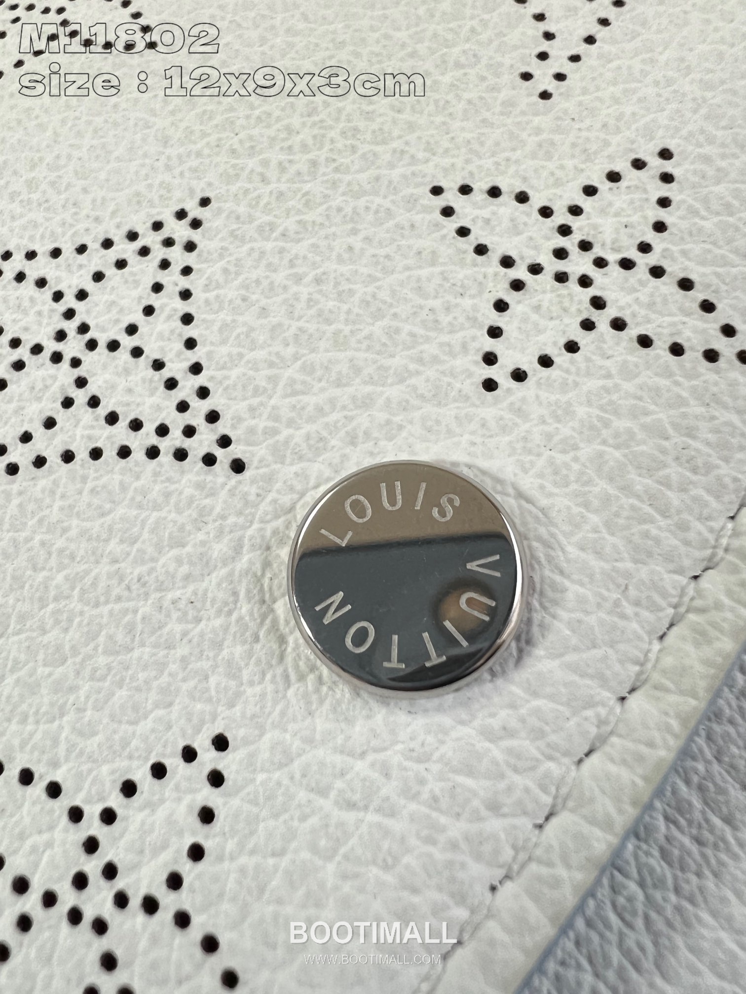 Louis Vuitton Iris Compact Wallet Perforated Calfskin Leather Flap Card Holder with Zip Coin Pocket 루이비통 아이리스 컴팩트 퍼포레이티드 카프스킨 레더 플랩 카드지갑 집 코인포켓 M11802 12cm 3