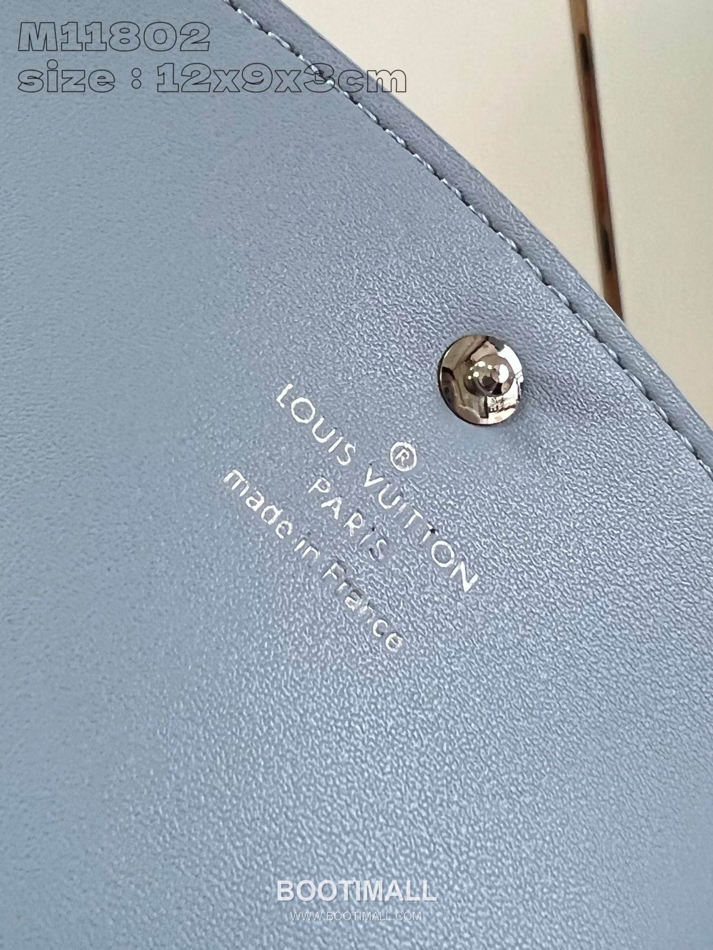 Louis Vuitton Iris Compact Wallet Perforated Calfskin Leather Flap Card Holder with Zip Coin Pocket 루이비통 아이리스 컴팩트 퍼포레이티드 카프스킨 레더 플랩 카드지갑 집 코인포켓 M11802 12cm 6