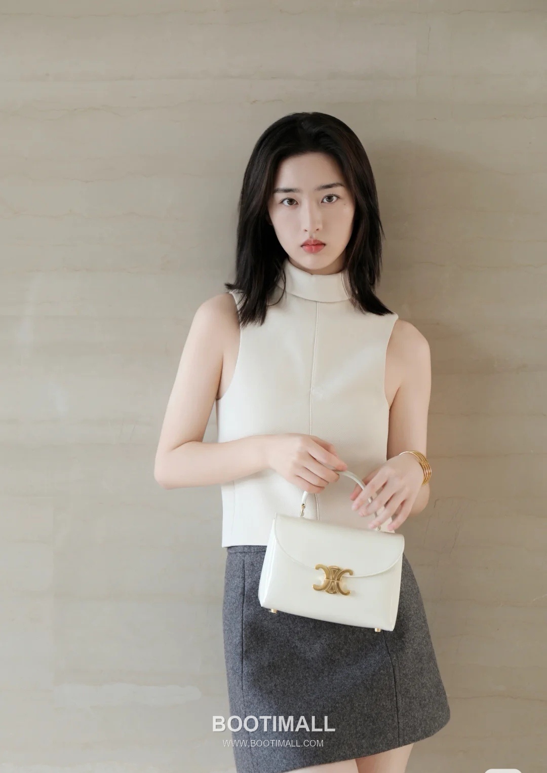 Celine Teen Classic Box Bag Calfskin Leather Crossbody Bag with Metal Lock 셀린느 틴 클래식 박스 카프스킨 레더 크로스바디백 메탈락 118113 20cm 1