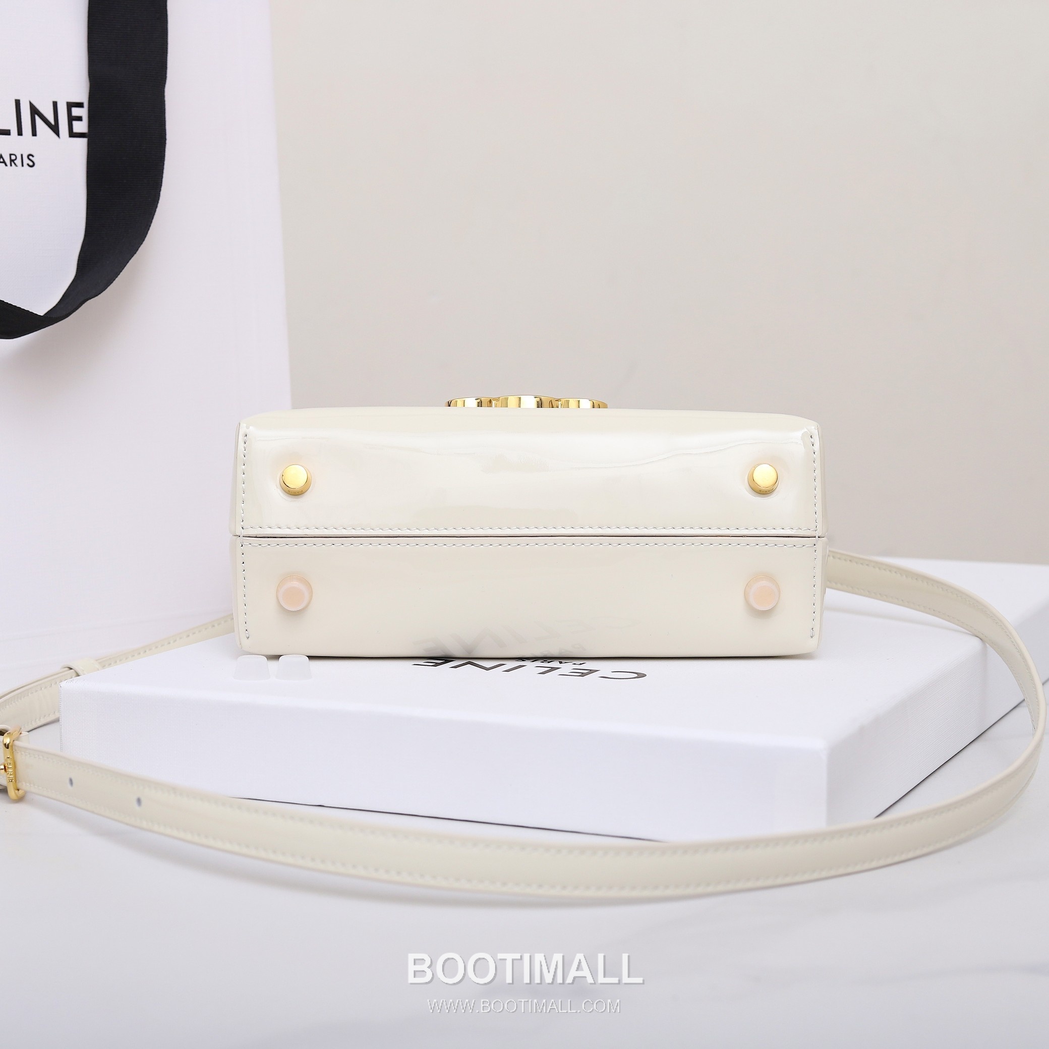 Celine Teen Classic Box Bag Calfskin Leather Crossbody Bag with Metal Lock 셀린느 틴 클래식 박스 카프스킨 레더 크로스바디백 메탈락 118113 20cm 16