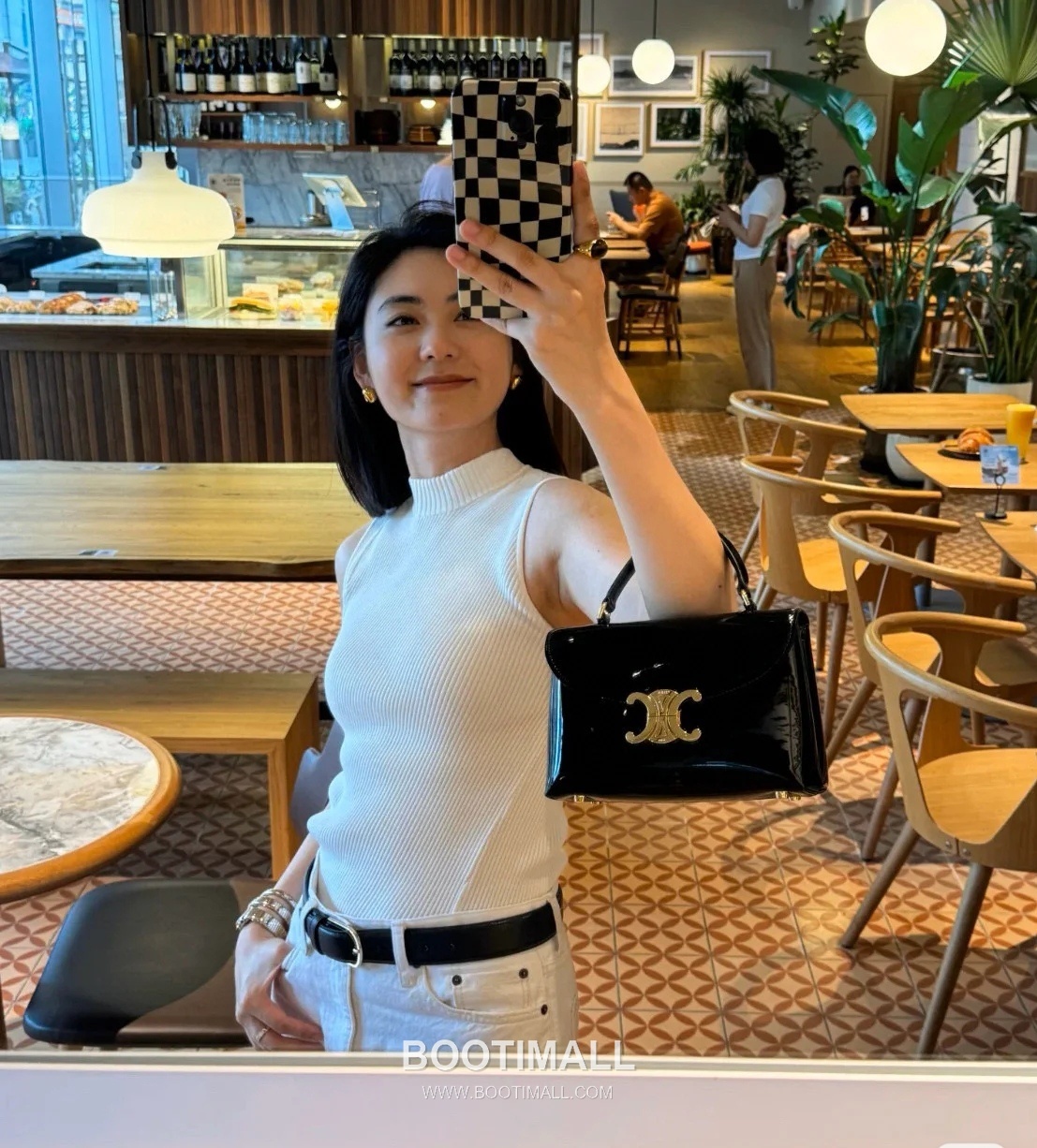 Celine Teen Classic Box Bag Calfskin Leather Crossbody Bag with Metal Lock 셀린느 틴 클래식 박스 카프스킨 레더 크로스바디백 메탈락 118113 20cm 5