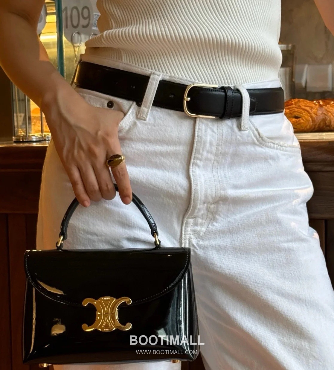 Celine Teen Classic Box Bag Calfskin Leather Crossbody Bag with Metal Lock 셀린느 틴 클래식 박스 카프스킨 레더 크로스바디백 메탈락 118113 20cm 6