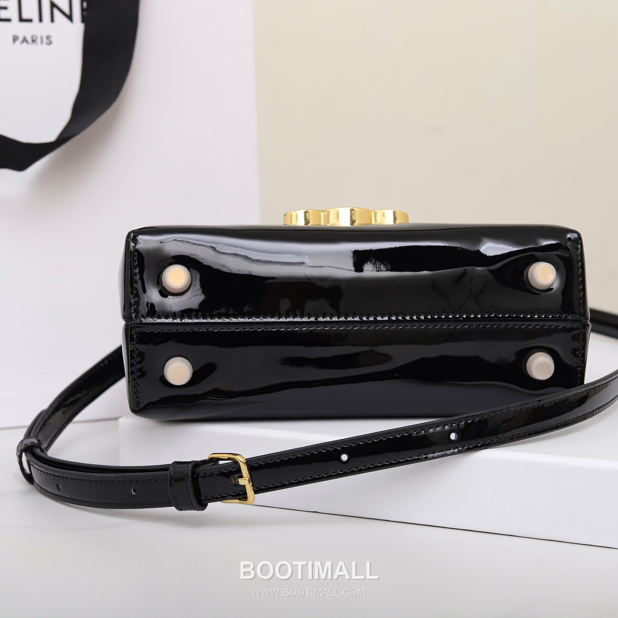 Celine Teen Classic Box Bag Calfskin Leather Crossbody Bag with Metal Lock 셀린느 틴 클래식 박스 카프스킨 레더 크로스바디백 메탈락 118113 20cm 16