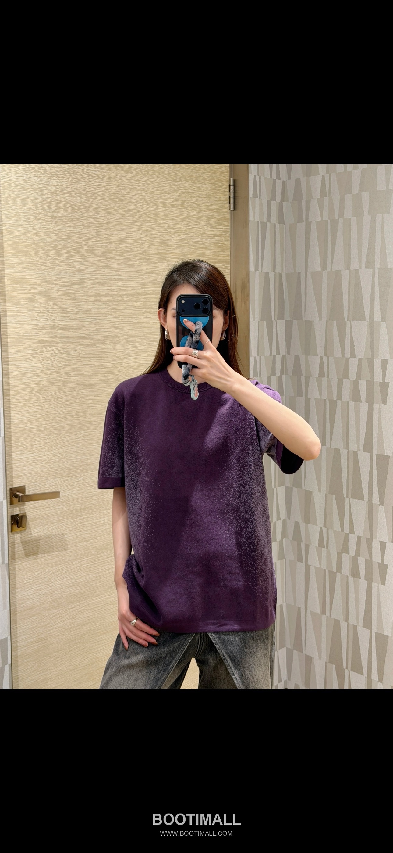 Louis Vuitton 2026SS Damier Jacquard Cotton Blend Knit T-Shirt with Embroidery 루이비통 2026SS 다미에 자카드 코튼 혼방 니트 반팔 티셔츠 자수 4