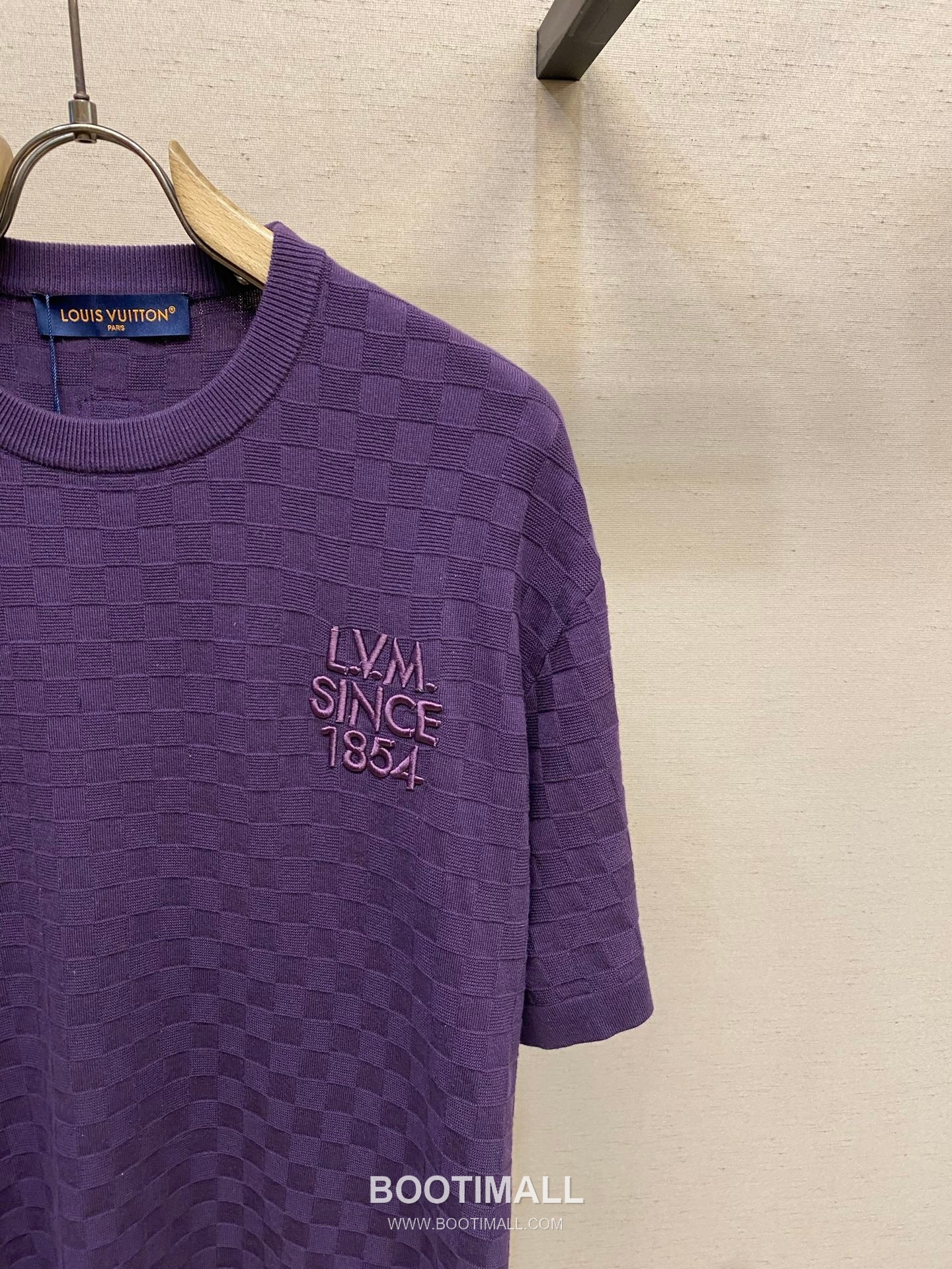 Louis Vuitton 2026SS Damier Jacquard Cotton Blend Knit T-Shirt with Embroidery 루이비통 2026SS 다미에 자카드 코튼 혼방 니트 반팔 티셔츠 자수 9