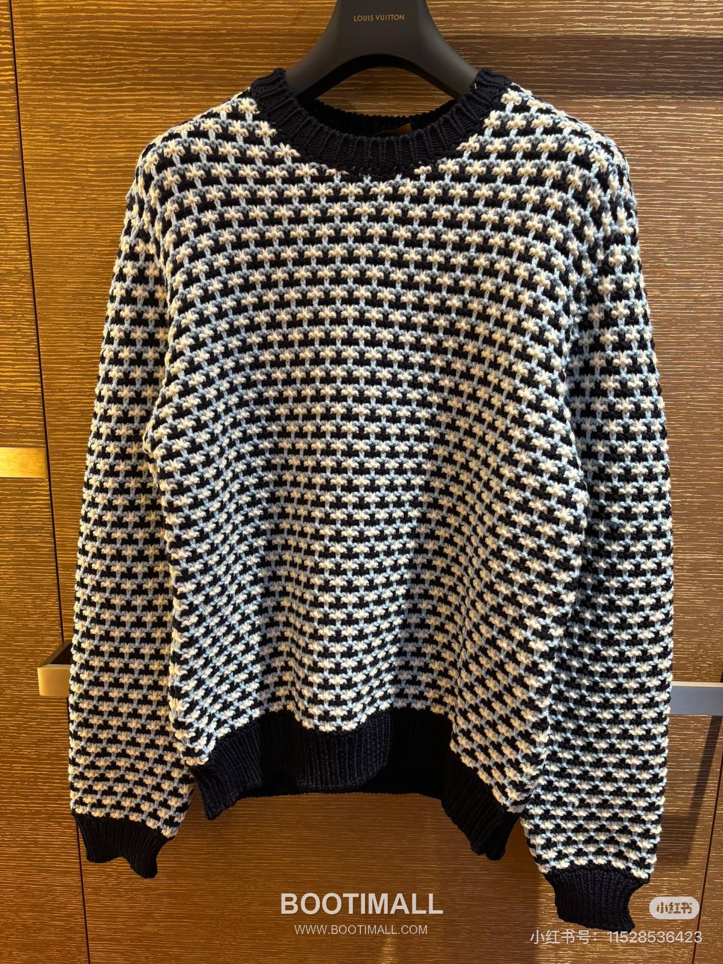 Louis Vuitton 2026FW Houndstooth Pattern Cotton Blend Knit Sweater 루이비통 2026FW 하운드투스 패턴 코튼 혼방 니트 스웨터 1