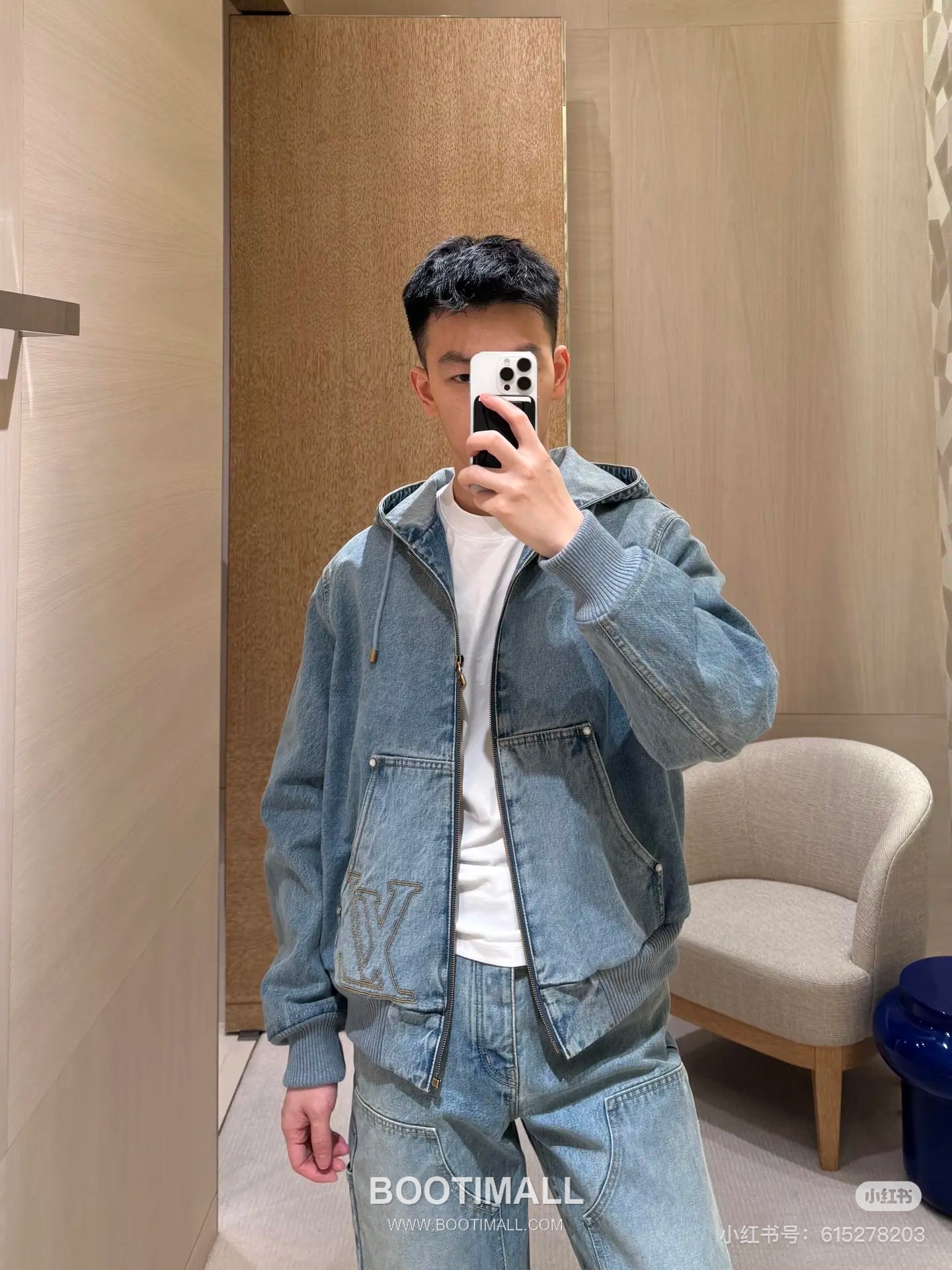 Louis Vuitton 2026SS Washed Cotton Denim Hooded Work Jacket with Embroidered Logo 루이비통 2026SS 워시드 코튼 데님 후드 워크 재킷 자수 로고 8