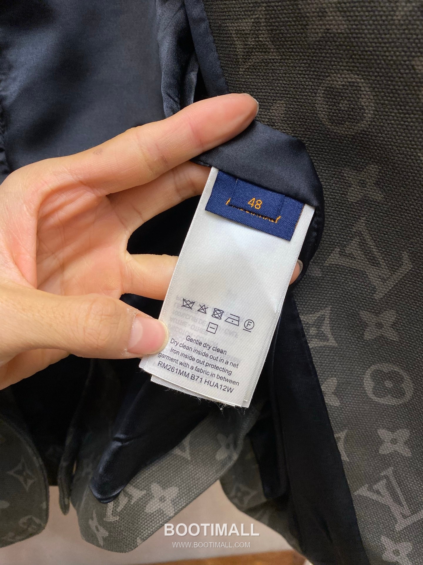 Louis Vuitton 2026SS Letter Jacquard Cotton Denim Blazer Jacket with Leather Patch 루이비통 2026SS 레터 자카드 코튼 데님 블레이저 재킷 가죽 패치 13