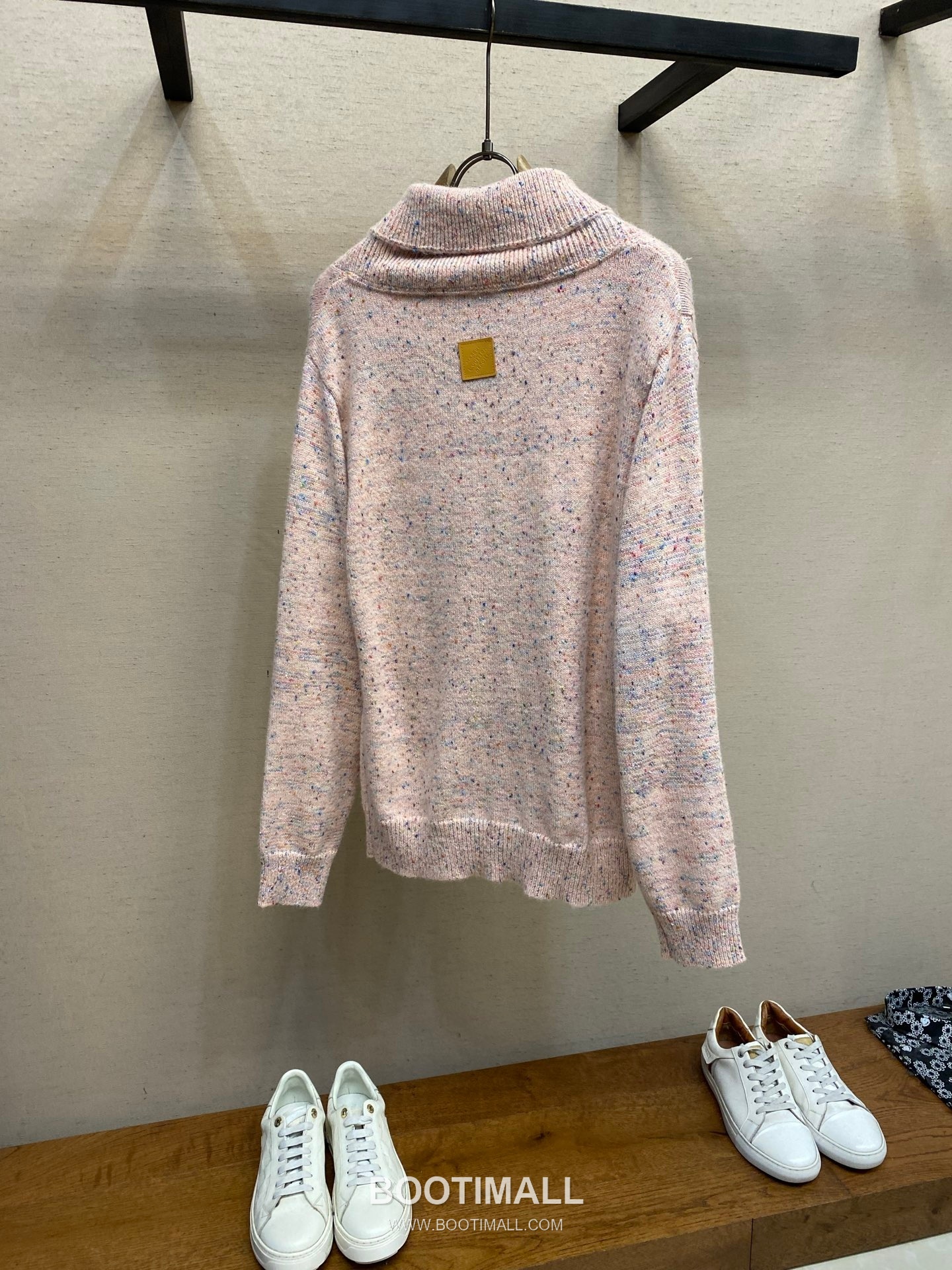 Louis Vuitton 2026FW Multicolor Yarn Cotton Blend Knit Cardigan with Button Detail 루이비통 2026FW 멀티컬러 원사 코튼 혼방 니트 가디건 버튼 디테일 10