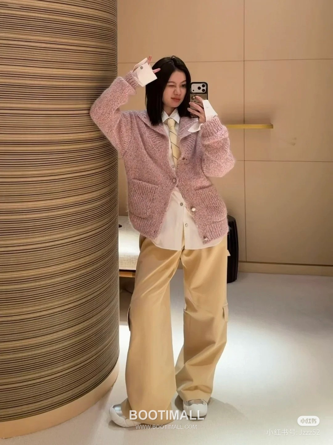 Louis Vuitton 2026FW Multicolor Yarn Cotton Blend Knit Cardigan with Button Detail 루이비통 2026FW 멀티컬러 원사 코튼 혼방 니트 가디건 버튼 디테일 20