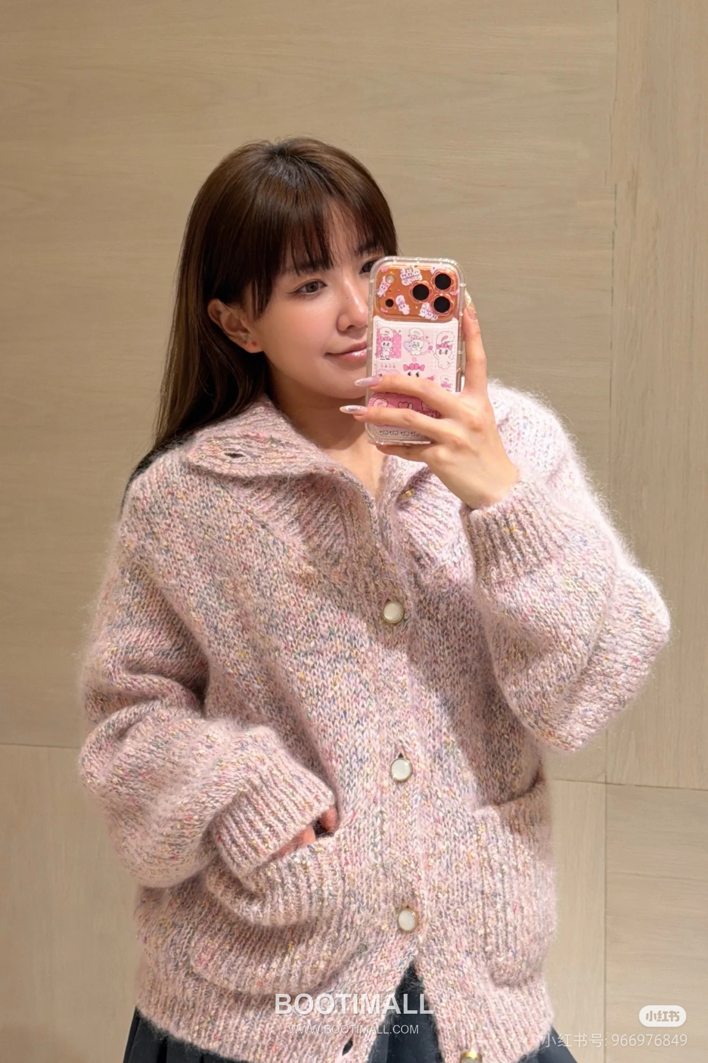 Louis Vuitton 2026FW Multicolor Yarn Cotton Blend Knit Cardigan with Button Detail 루이비통 2026FW 멀티컬러 원사 코튼 혼방 니트 가디건 버튼 디테일 24