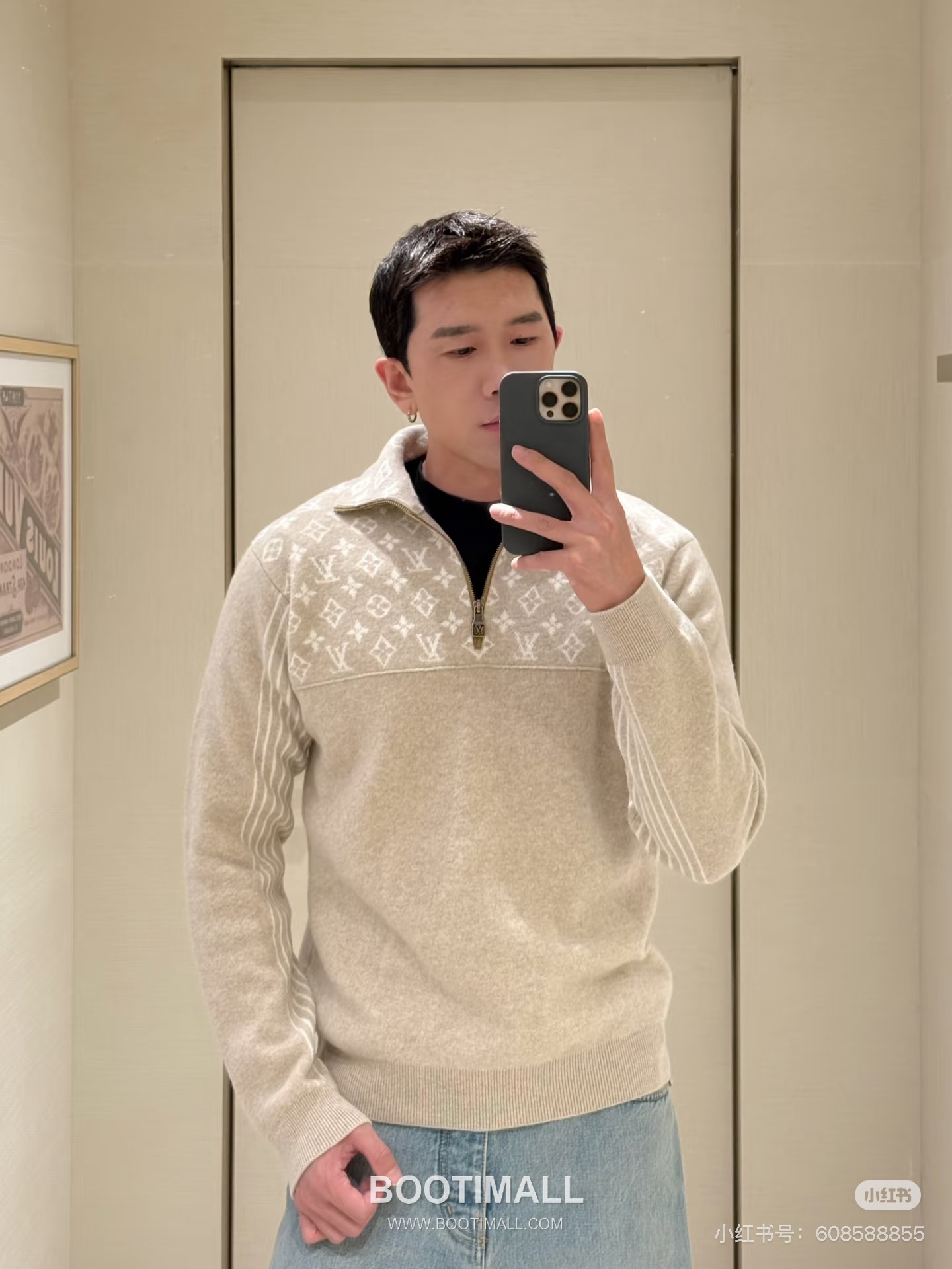 Louis Vuitton 2026FW Monogram Jacquard Wool Blend Half Zip Knit Sweater 루이비통 2026FW 모노그램 자카드 울 혼방 하프집 니트 스웨터 1