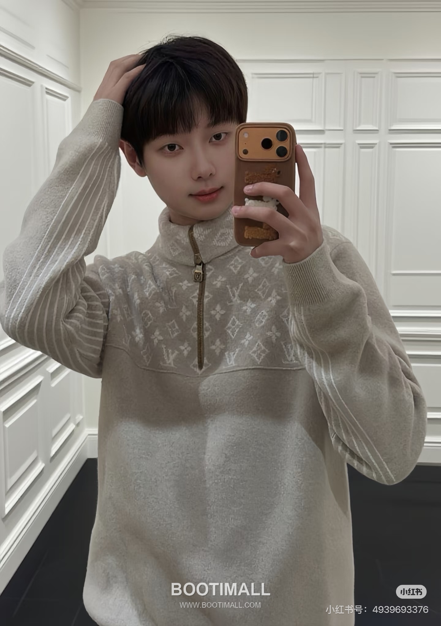 Louis Vuitton 2026FW Monogram Jacquard Wool Blend Half Zip Knit Sweater 루이비통 2026FW 모노그램 자카드 울 혼방 하프집 니트 스웨터 7