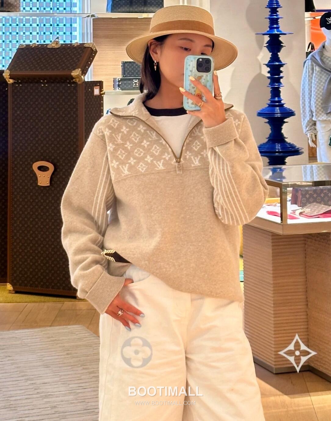 Louis Vuitton 2026FW Monogram Jacquard Wool Blend Half Zip Knit Sweater 루이비통 2026FW 모노그램 자카드 울 혼방 하프집 니트 스웨터 25