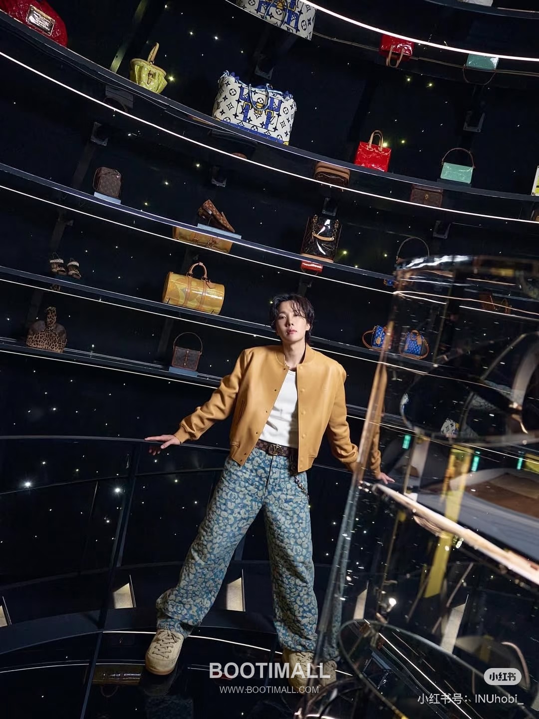 Louis Vuitton 2025FW Leopard Jacquard Cotton Denim Work Pants with Monogram Detail 루이비통 2025FW 레오파드 자카드 코튼 데님 워크 팬츠 모노그램 디테일 3