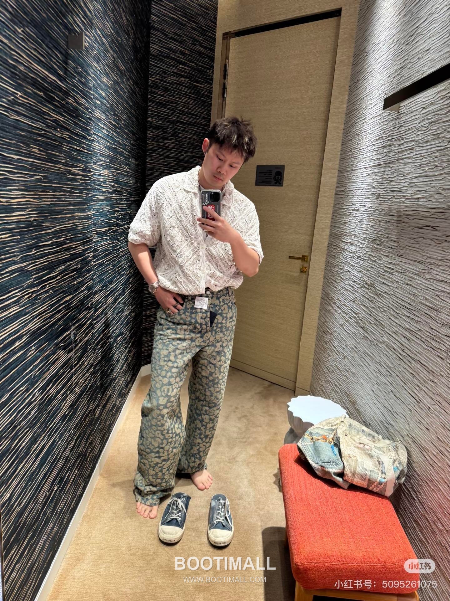 Louis Vuitton 2025FW Leopard Jacquard Cotton Denim Work Pants with Monogram Detail 루이비통 2025FW 레오파드 자카드 코튼 데님 워크 팬츠 모노그램 디테일 4
