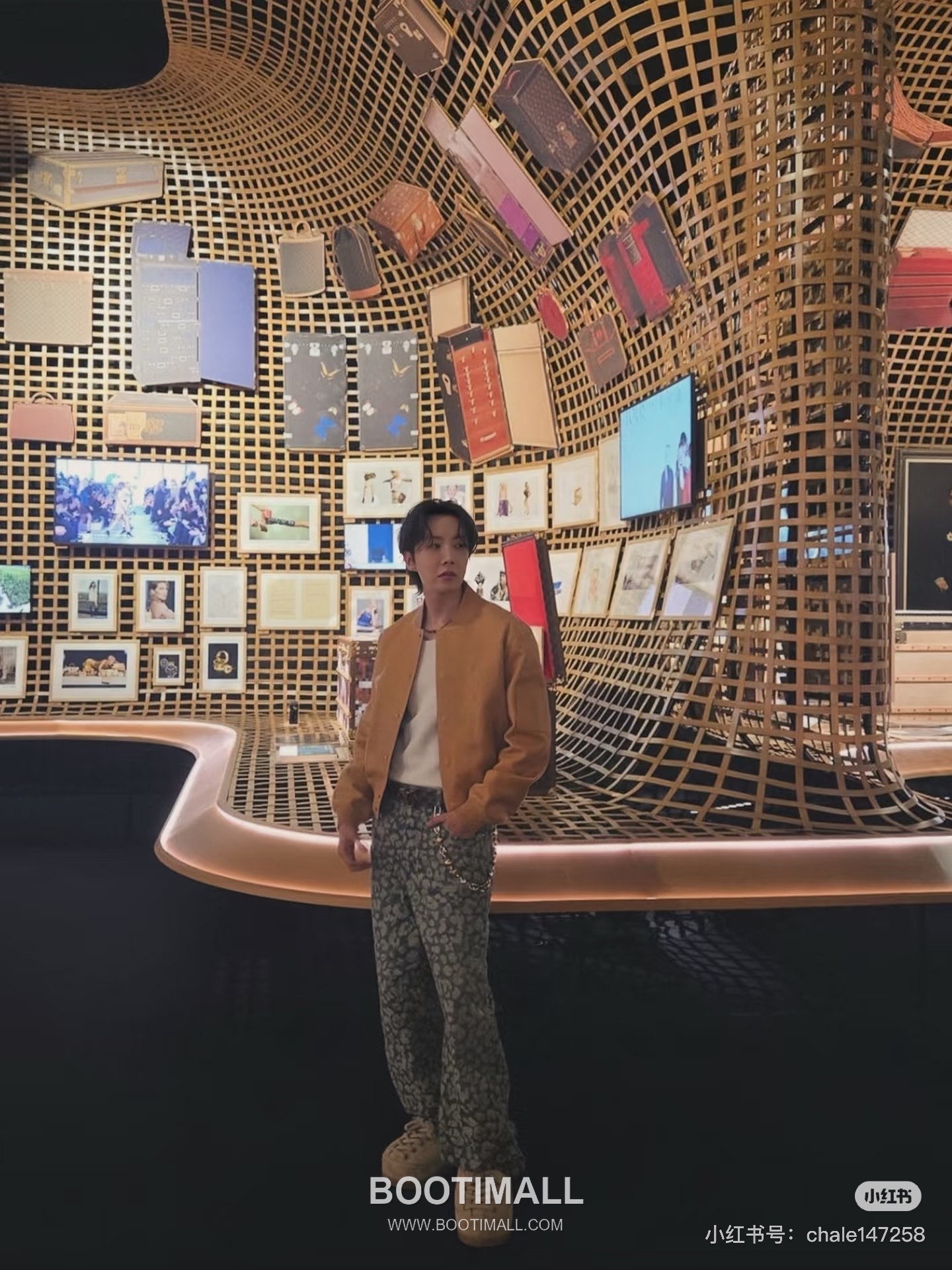 Louis Vuitton 2025FW Leopard Jacquard Cotton Denim Work Pants with Monogram Detail 루이비통 2025FW 레오파드 자카드 코튼 데님 워크 팬츠 모노그램 디테일 7