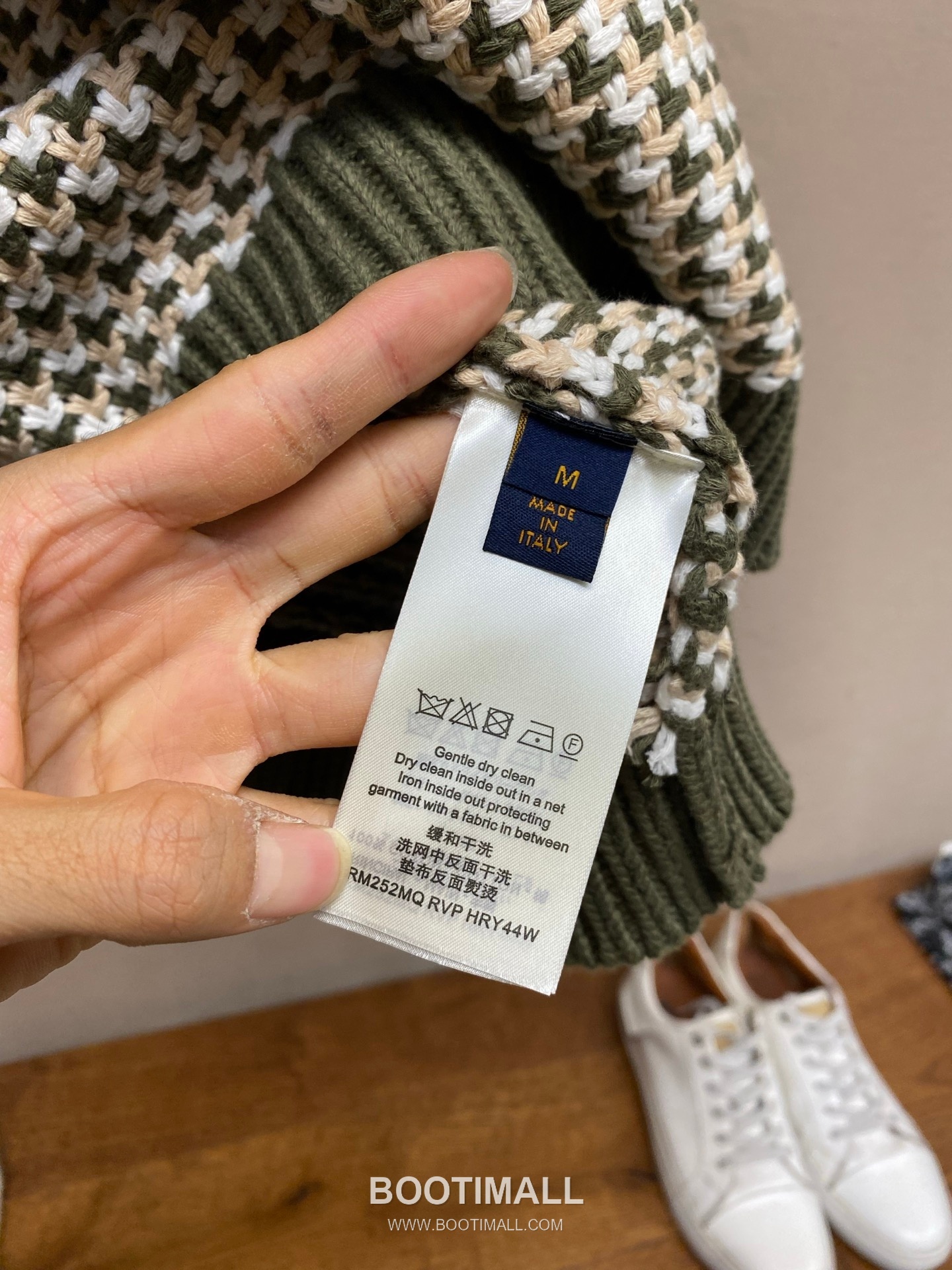 Louis Vuitton 2025SS Colorblock Jacquard Cotton Knit Polo Shirt 루이비통 2025SS 컬러블록 자카드 코튼 니트 폴로 셔츠 13