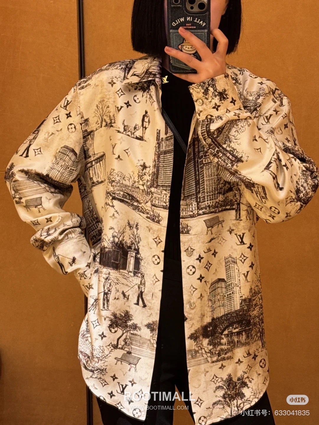 Louis Vuitton 2024FW Monogram City Walk Silk Twill Shirt with Print Detail 루이비통 2024FW 모노그램 시티워크 실크 트윌 셔츠 프린트 디테일 4