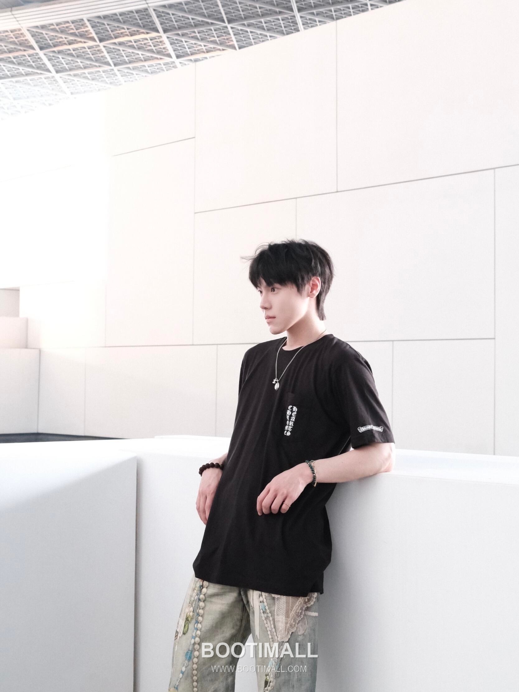 Chrome Hearts 2026SS Letter Print Cotton Jersey T-Shirt with Logo Detail 크롬하츠 2026SS 레터 프린트 코튼 저지 반팔 티셔츠 로고 디테일 3