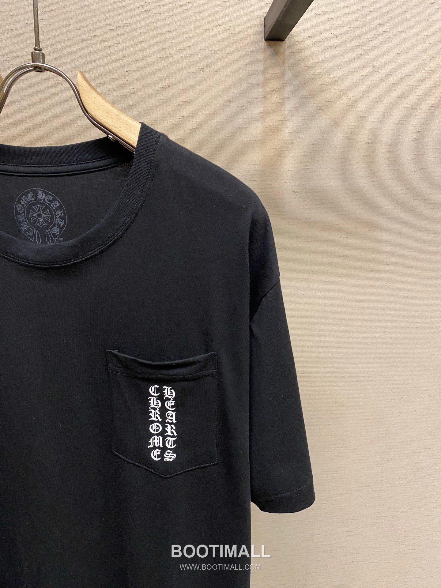 Chrome Hearts 2026SS Letter Print Cotton Jersey T-Shirt with Logo Detail 크롬하츠 2026SS 레터 프린트 코튼 저지 반팔 티셔츠 로고 디테일 13