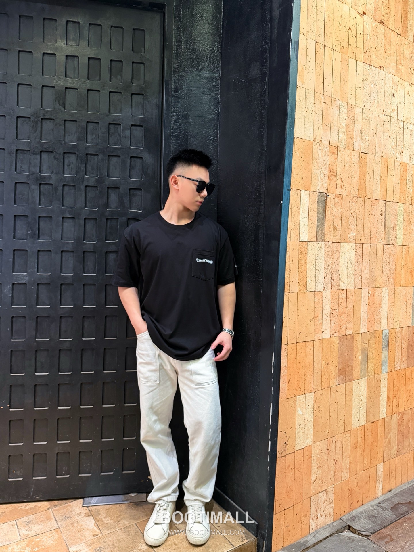 Chrome Hearts 2025SS Japan Exclusive Print Cotton T-Shirt with Logo Detail 크롬하츠 2025SS 일본 한정 프린트 코튼 반팔 티셔츠 로고 디테일 4