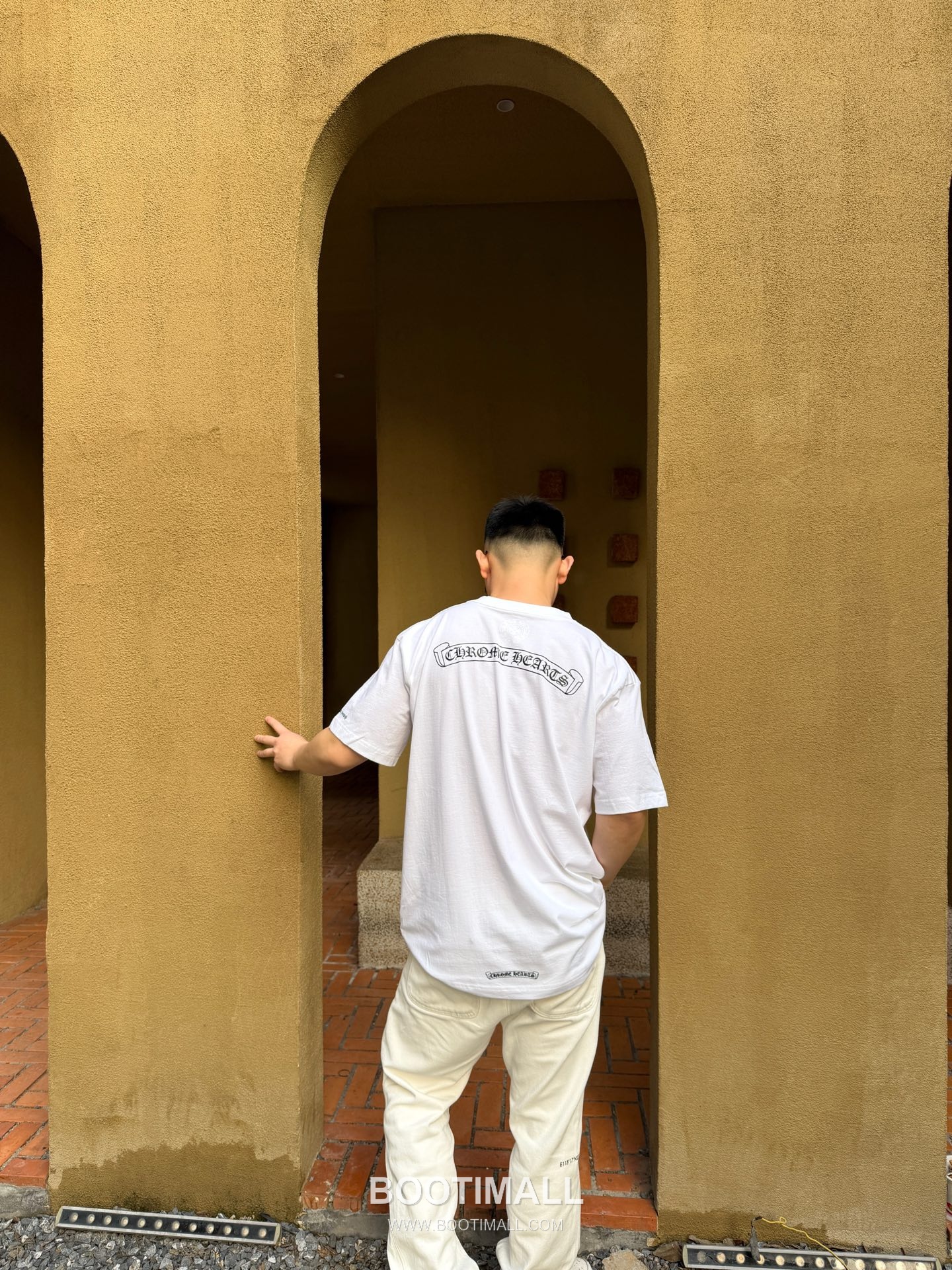 Chrome Hearts 2025SS Japan Exclusive Print Cotton T-Shirt with Logo Detail 크롬하츠 2025SS 일본 한정 프린트 코튼 반팔 티셔츠 로고 디테일 7