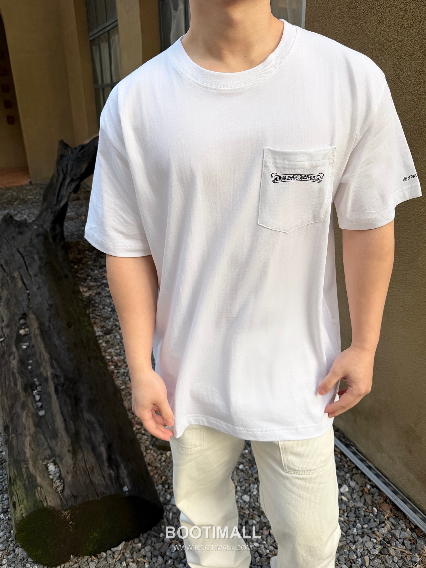 Chrome Hearts 2025SS Japan Exclusive Print Cotton T-Shirt with Logo Detail 크롬하츠 2025SS 일본 한정 프린트 코튼 반팔 티셔츠 로고 디테일 9