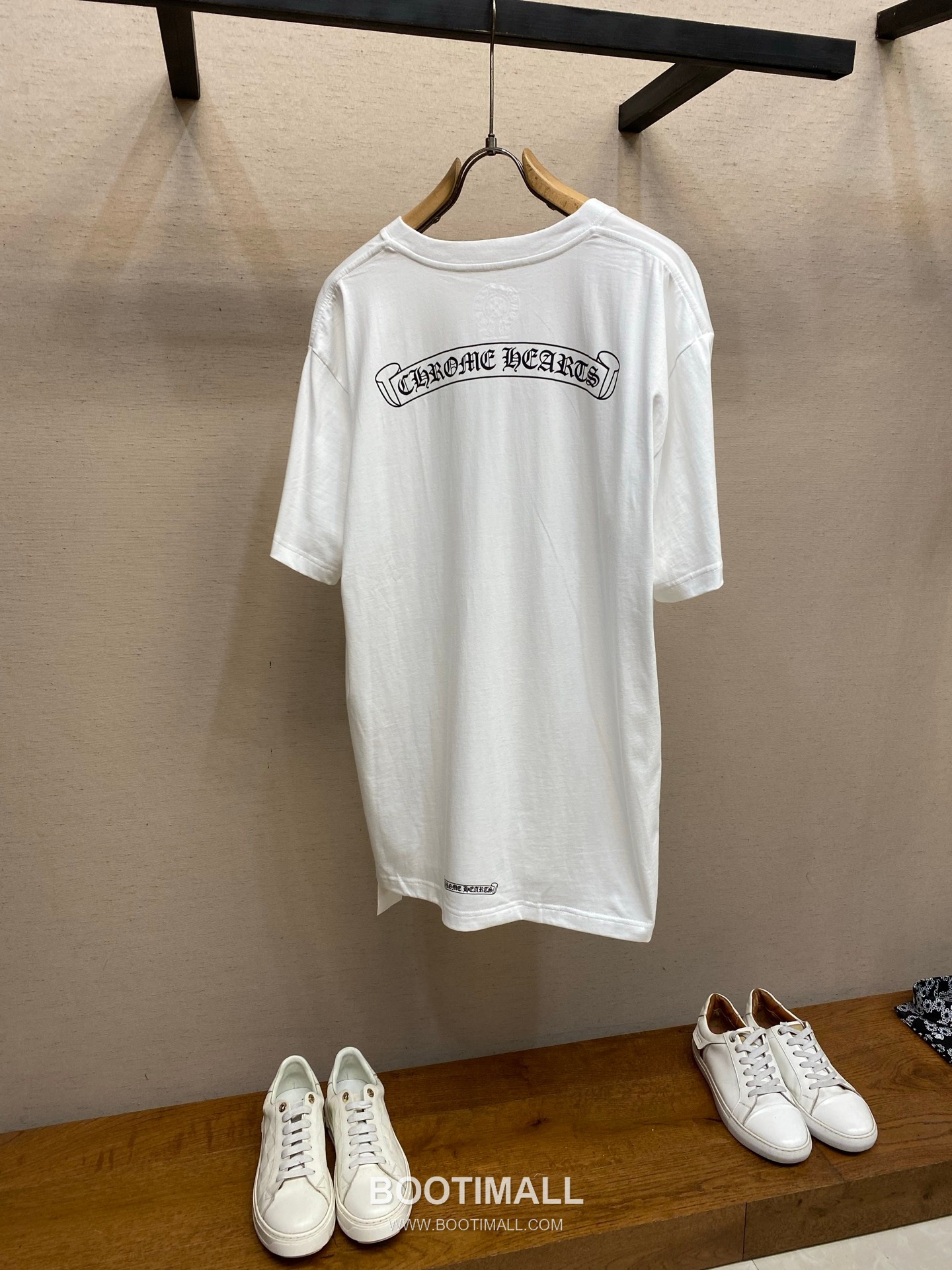 Chrome Hearts 2025SS Japan Exclusive Print Cotton T-Shirt with Logo Detail 크롬하츠 2025SS 일본 한정 프린트 코튼 반팔 티셔츠 로고 디테일 11