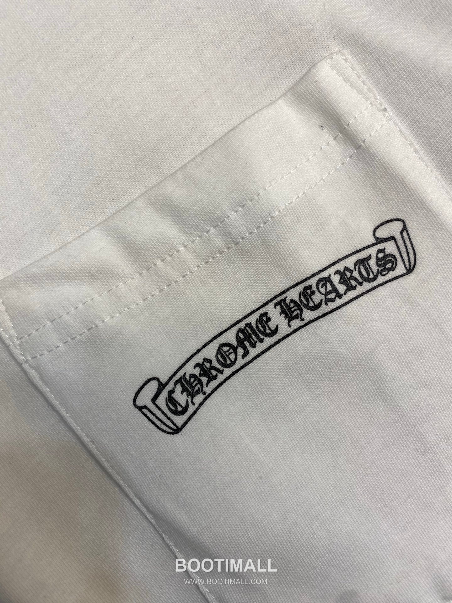 Chrome Hearts 2025SS Japan Exclusive Print Cotton T-Shirt with Logo Detail 크롬하츠 2025SS 일본 한정 프린트 코튼 반팔 티셔츠 로고 디테일 14