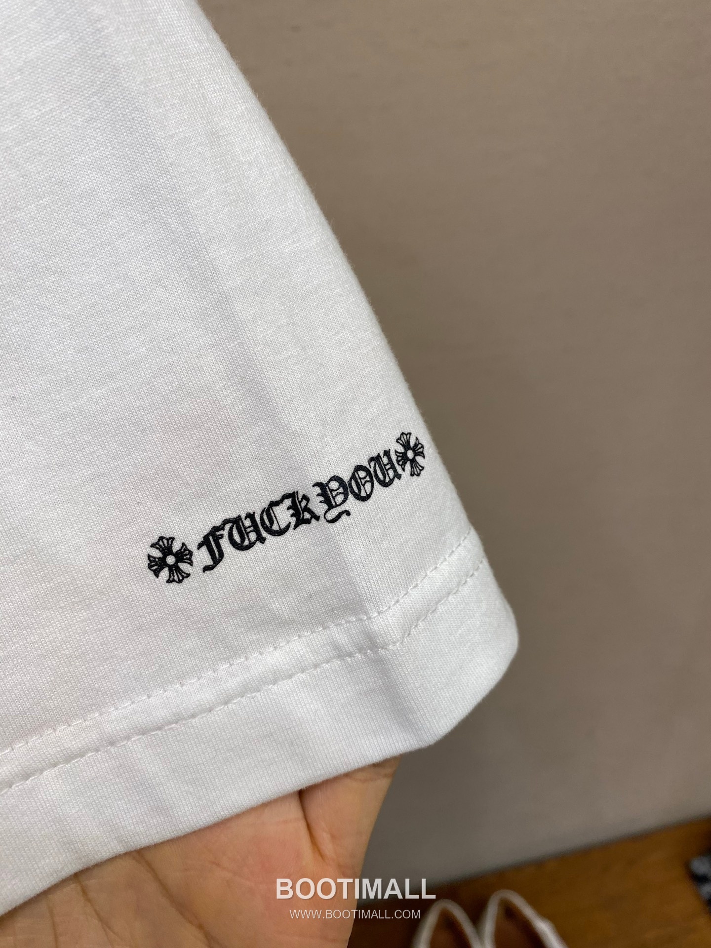 Chrome Hearts 2025SS Japan Exclusive Print Cotton T-Shirt with Logo Detail 크롬하츠 2025SS 일본 한정 프린트 코튼 반팔 티셔츠 로고 디테일 15